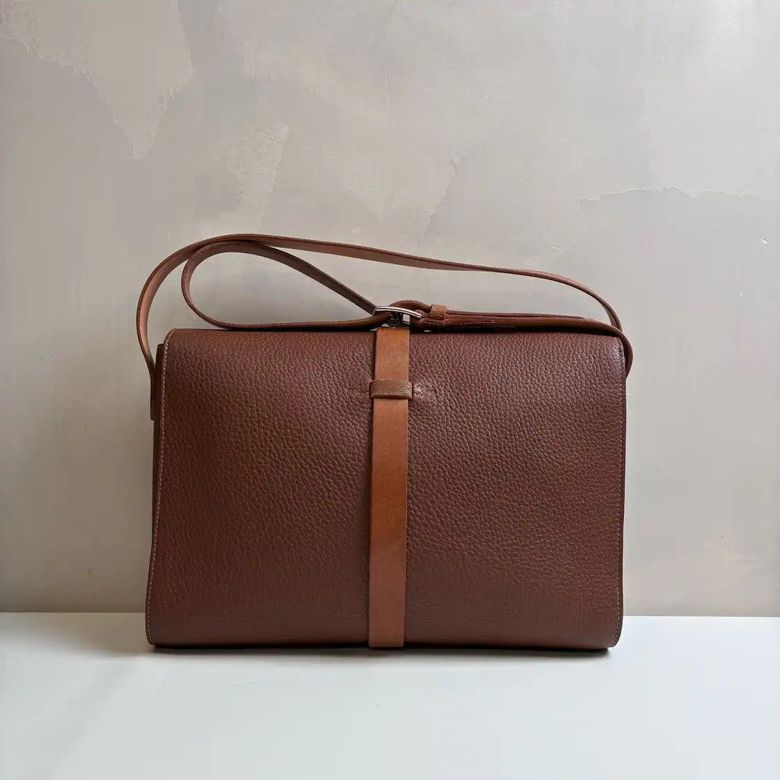 Hermes Hermes Etriviere Meeting brown cowhide leather crossbody bag silver hardware Size ONE SIZE - 4 Thumbnail