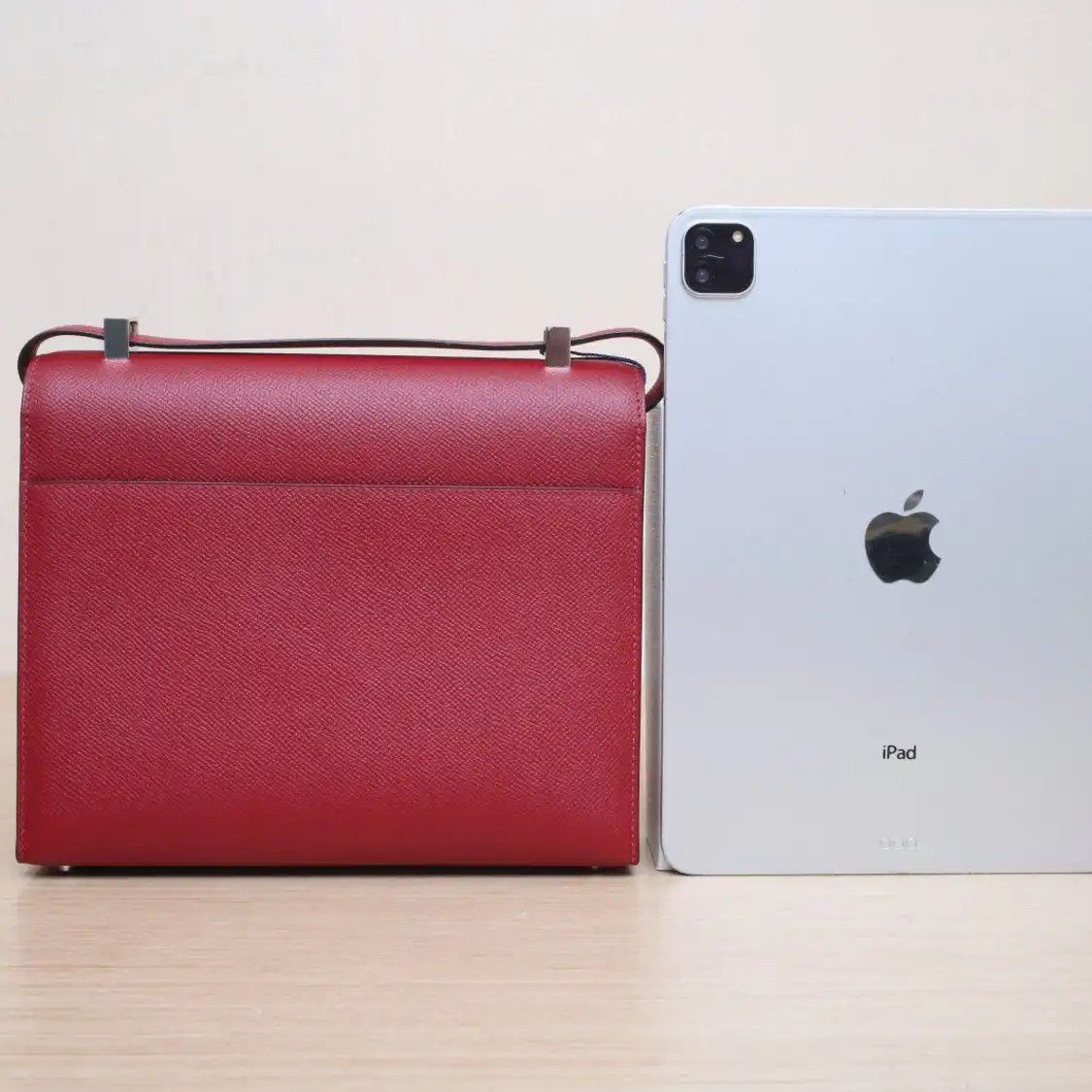 Hermes Hermes Verrou 23 authentic red Epsom cowhide leather crossbody bag silver hardwa Size ONE SIZE - 4 Thumbnail