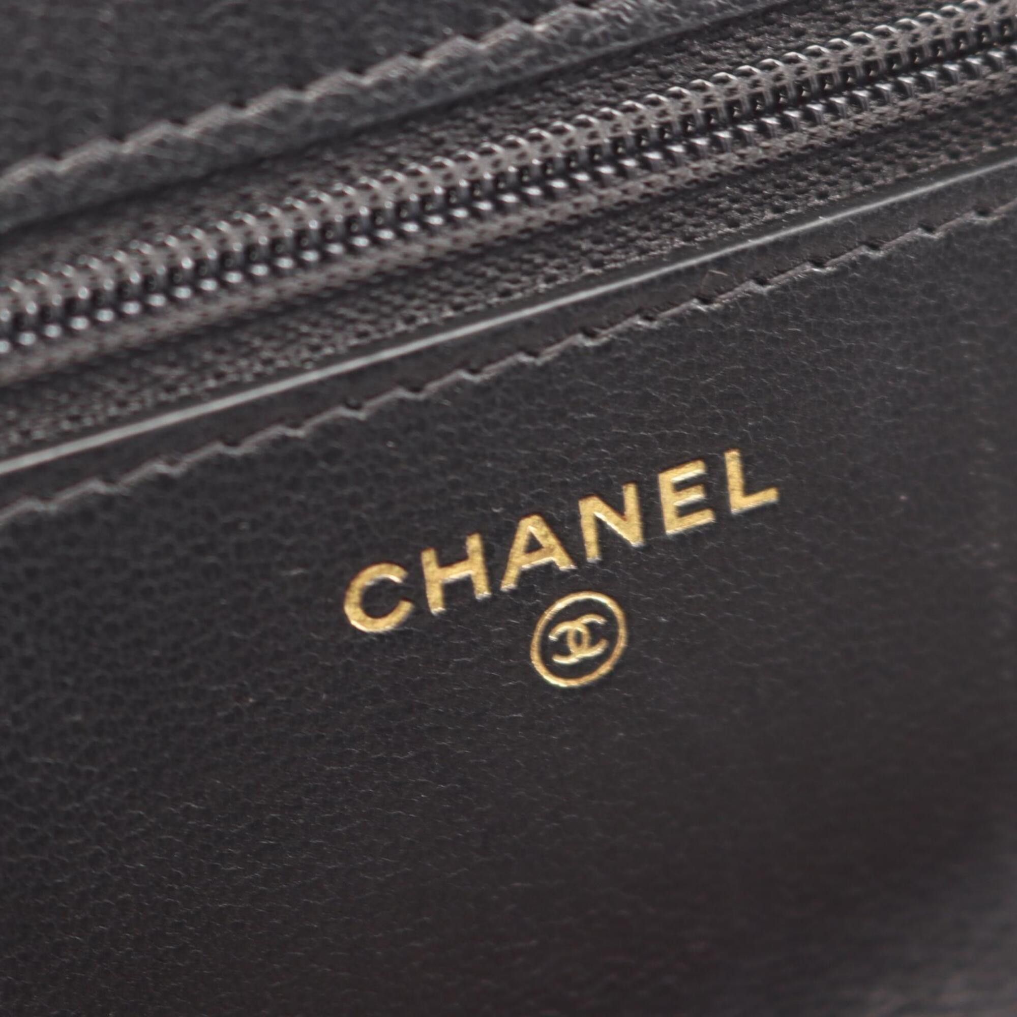 Chanel Chanel 19 Dixneuf Combination Hardware 2-Way Shoulder Bag/Handbag Lambskin Leather Women's Black AP0957 Size ONE SIZE - 4 Thumbnail