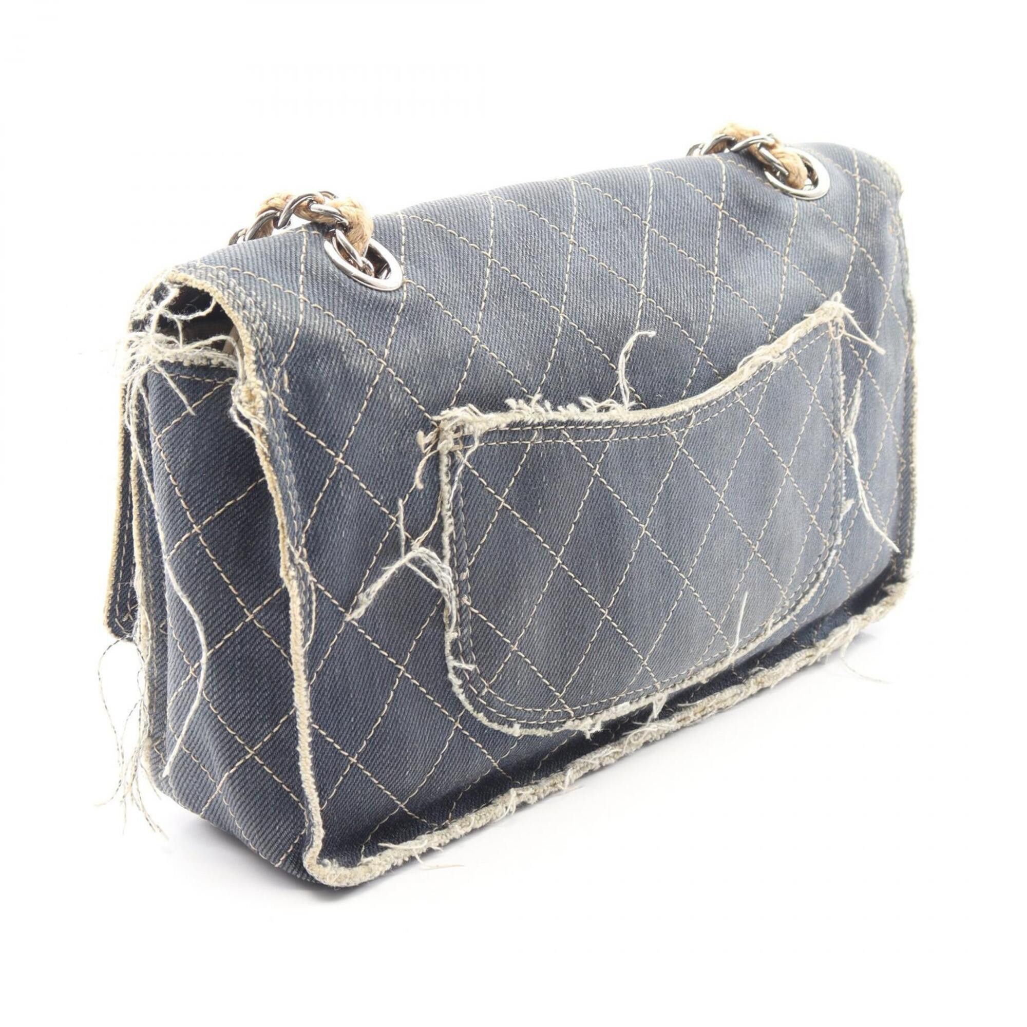 Chanel Chanel Matelassé Shoulder Bag/Handbag, Denim, Women's, Navy Size ONE SIZE - 2 Thumbnail
