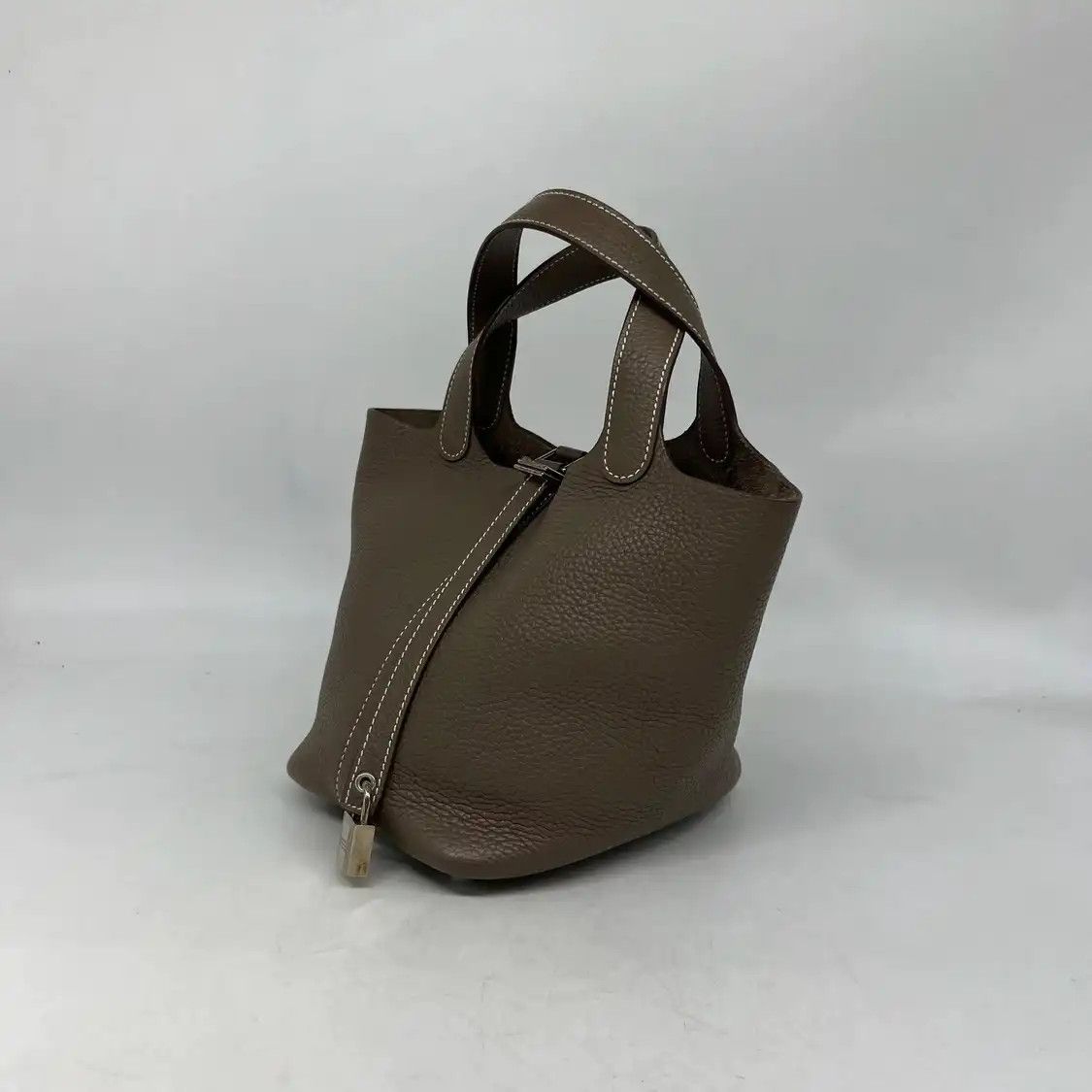 Hermes Hermes Picotin Lock 18 Etain Clemence cowhide leather picotin handbag silver har Size ONE SIZE - 4 Thumbnail