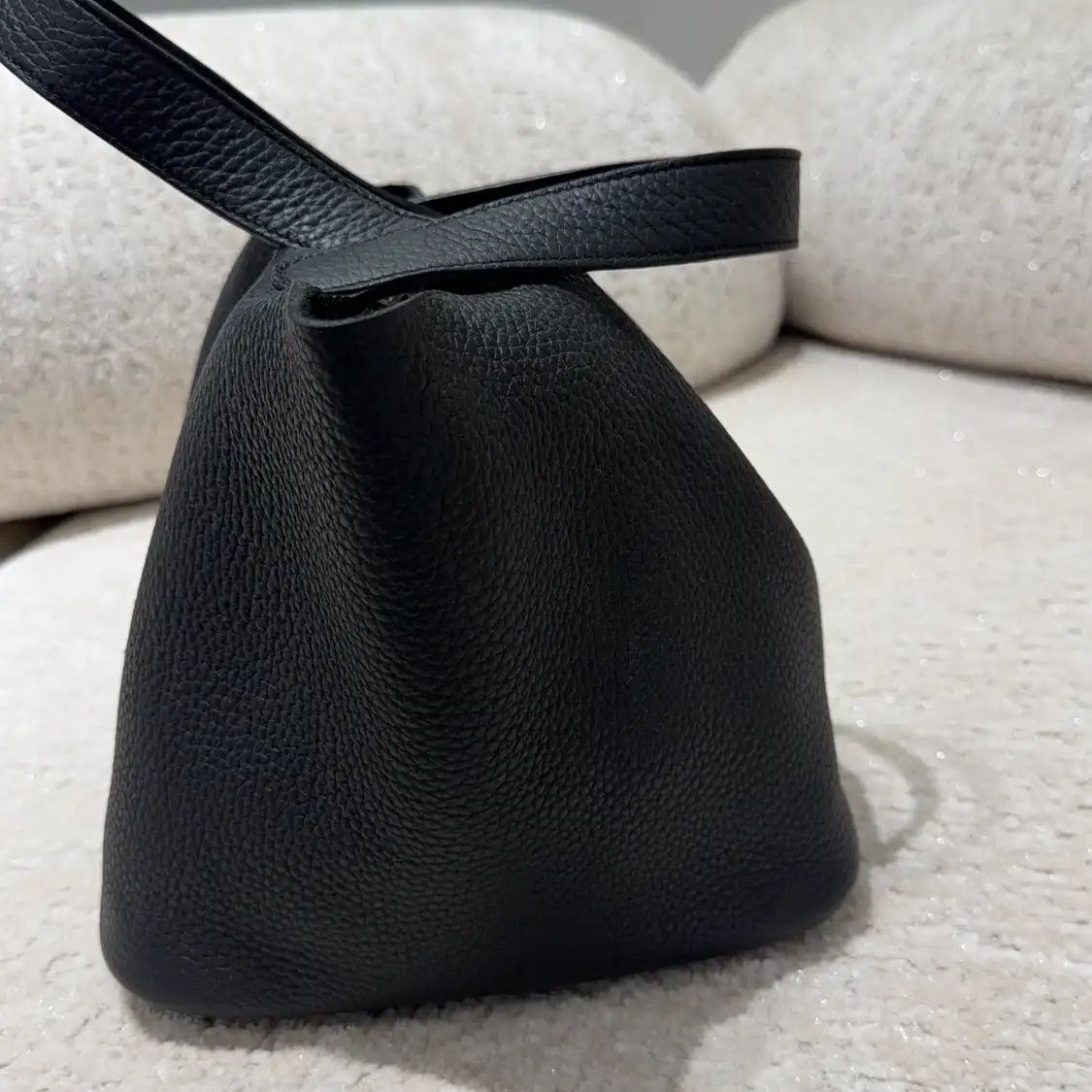 Hermes Hermes Picotin Lock 22 black Clemence cowhide leather picotin handbag silver har Size ONE SIZE - 2 Thumbnail