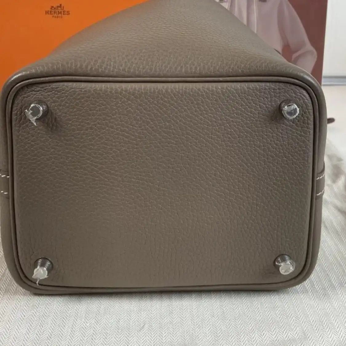 Hermes Hermes Picotin Lock 18 Etoupe Clemence cowhide leather picotin handbag silver ha Size ONE SIZE - 7 Thumbnail