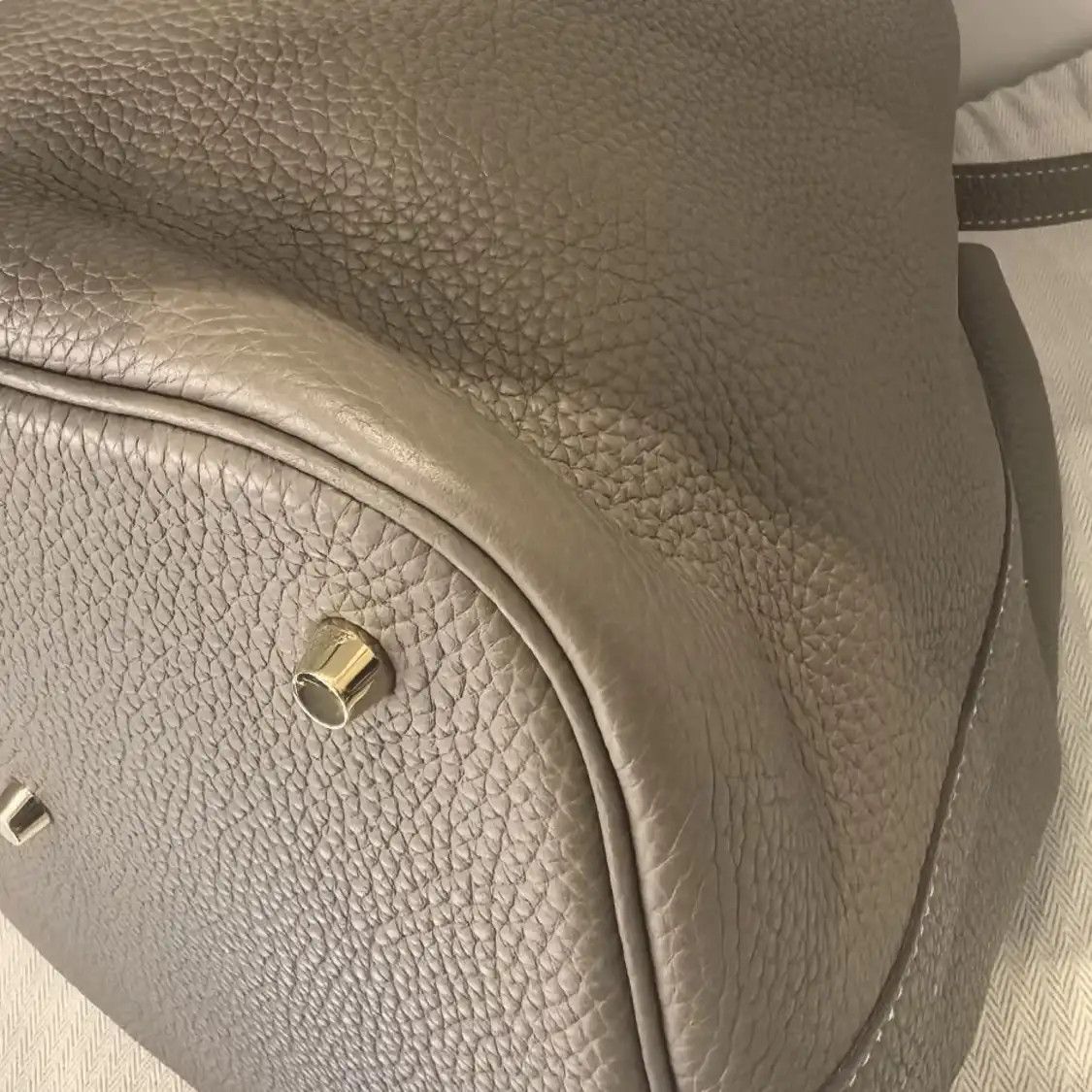 Hermes Hermes Picotin 26 Etoupe Clemence cowhide leather picotin handbag gold hardware Size ONE SIZE - 3 Thumbnail