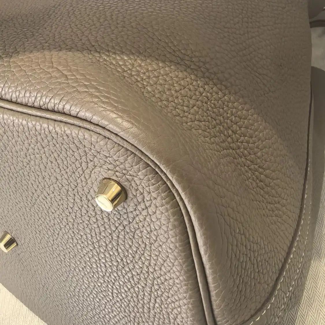 Hermes Hermes Picotin 26 Etoupe Clemence cowhide leather picotin handbag gold hardware Size ONE SIZE - 10 Thumbnail