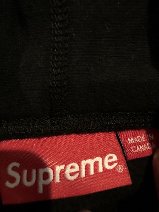 Supreme SUPREME wrist logo hooded sweatshirt | Grailed