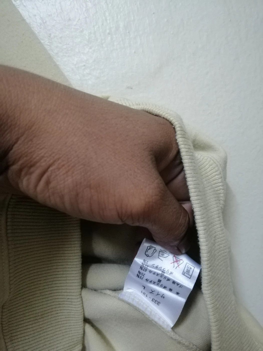 Gianni Valentino Vintage Gianni Valentino Italy Small Logo Embroidery B6 Size US L / EU 52-54 / 3 - 3 Thumbnail