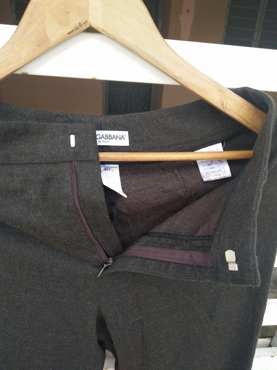 Dolce & Gabbana Dolce & Gabbana Luxury Virgin Wool Pants Made In Italy Size 27" / US 4 / IT 40 - 6 Thumbnail
