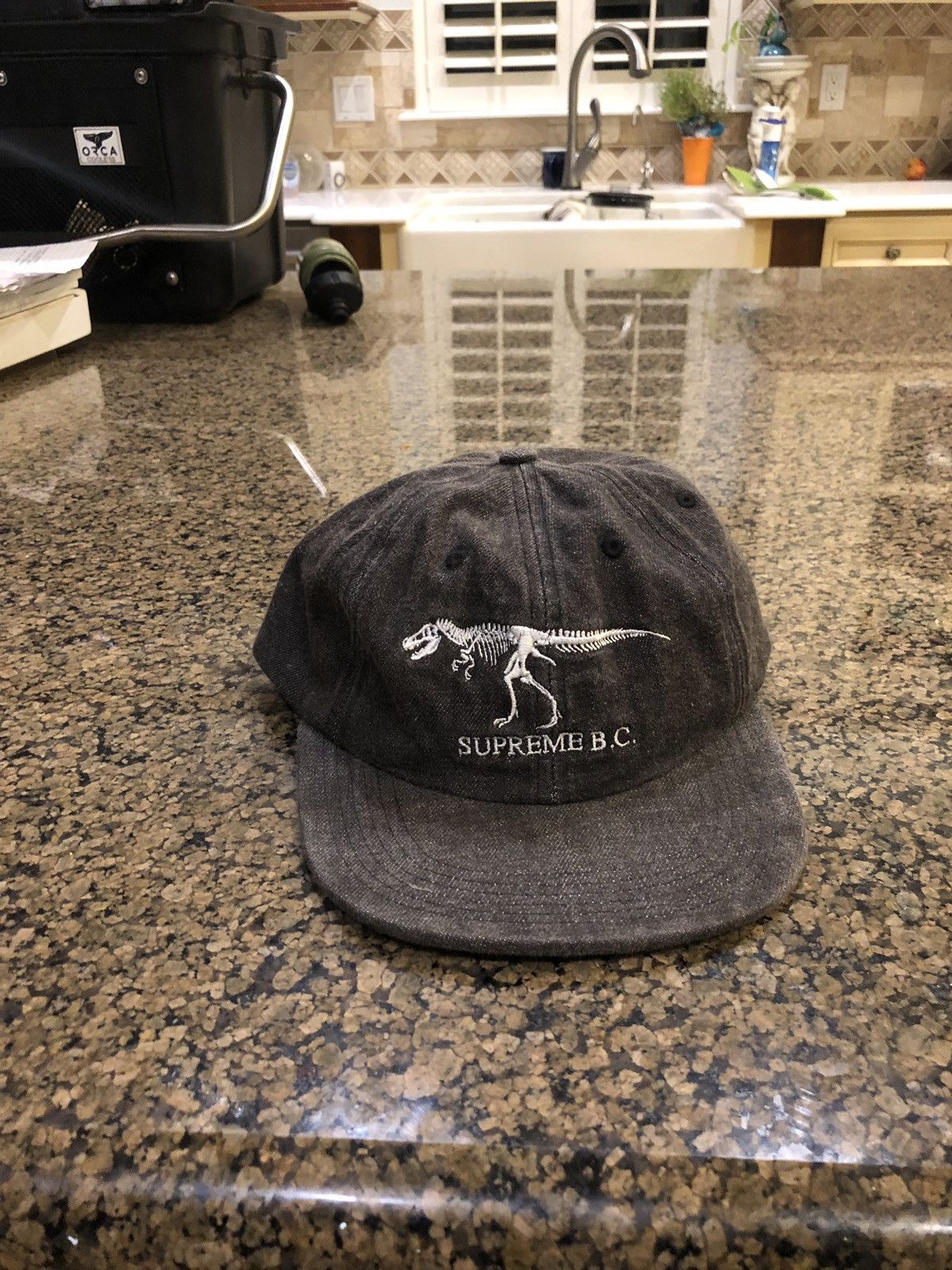 Supreme 6 outlet Panel rare NYC Hat in Grey