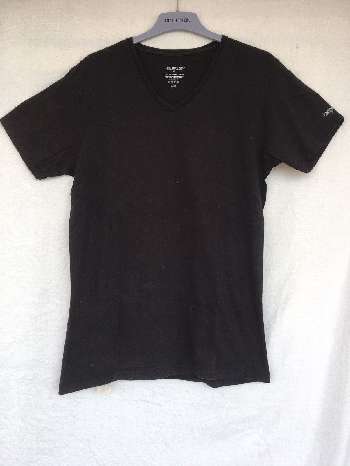 Neighborhood black v neck Size US L / EU 52-54 / 3 - 1 Thumbnail