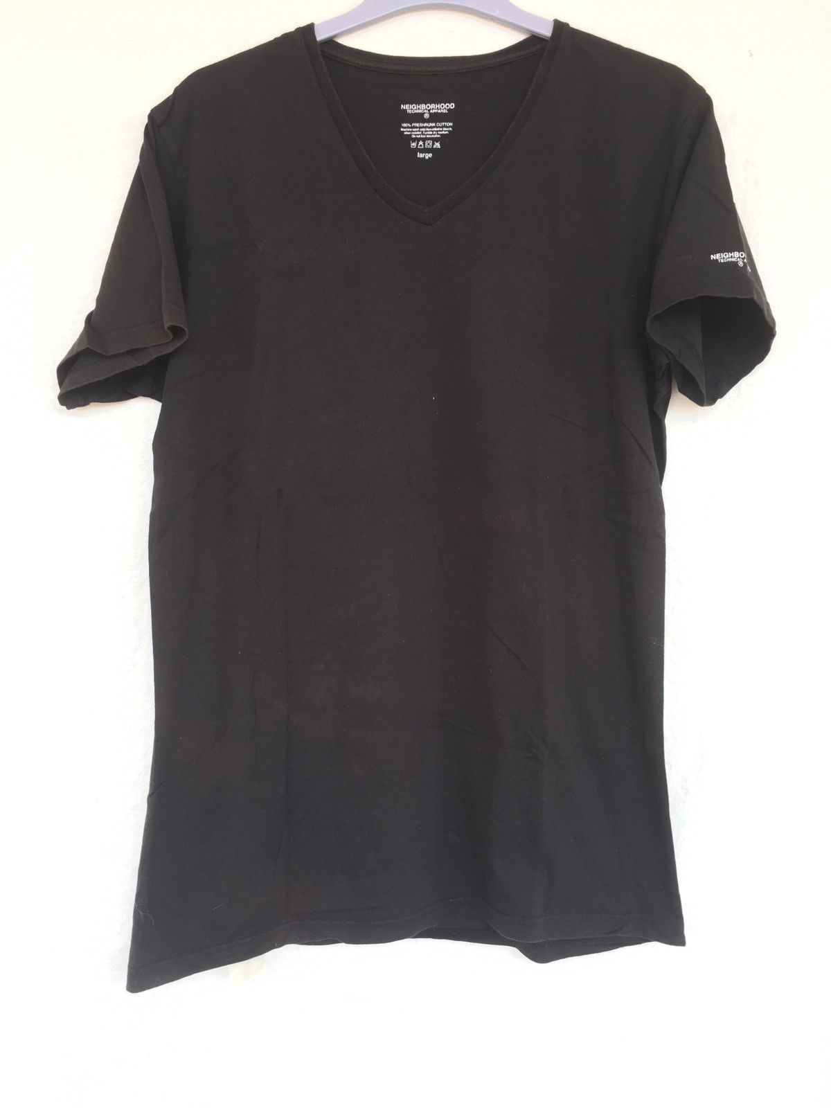 Neighborhood black v neck Size US L / EU 52-54 / 3 - 5 Thumbnail