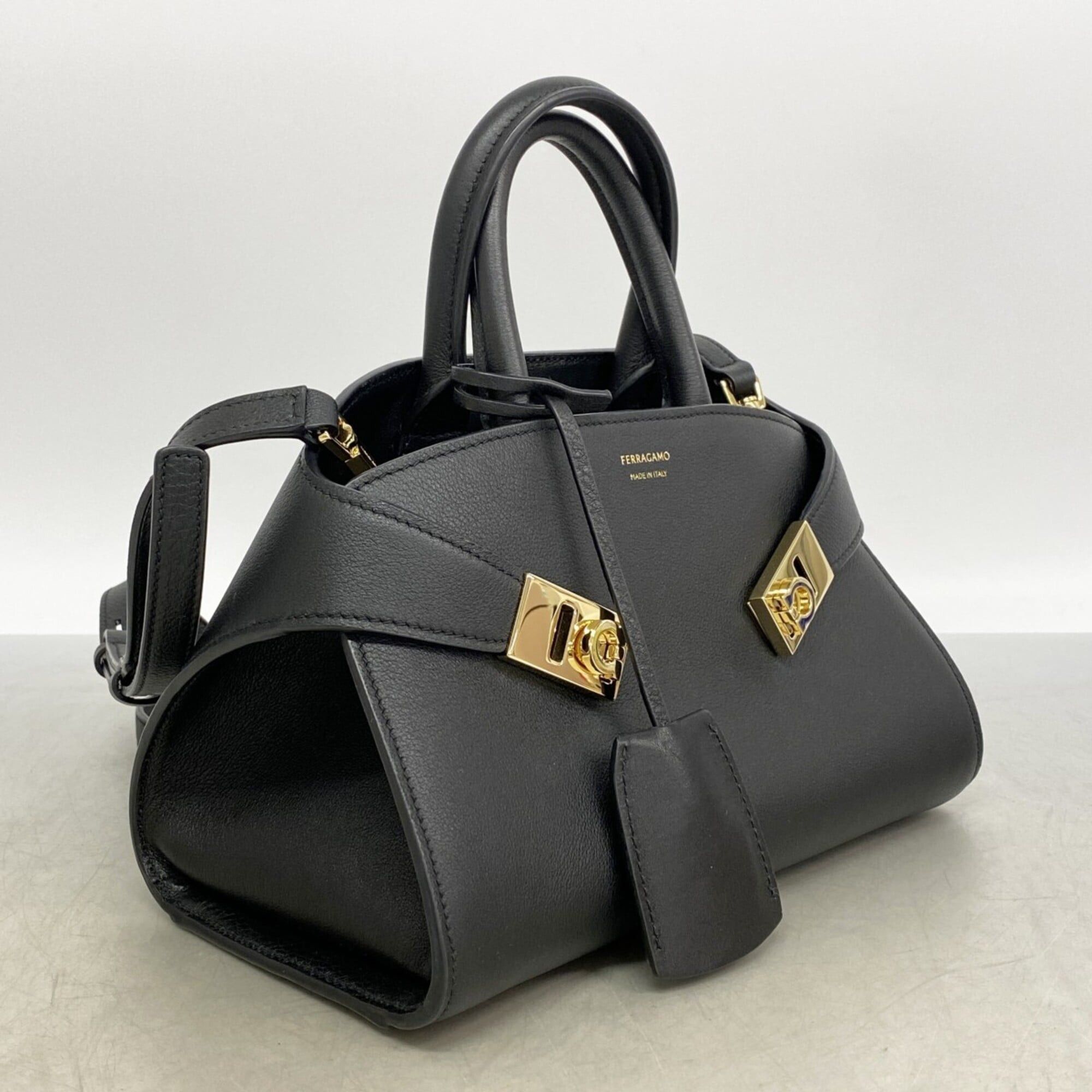Salvatore Ferragamo Salvatore Ferragamo Gancini Hug Mini 21 Leather Handbag, Black, 2-way Bag for Women Size ONE SIZE - 2 Thumbnail