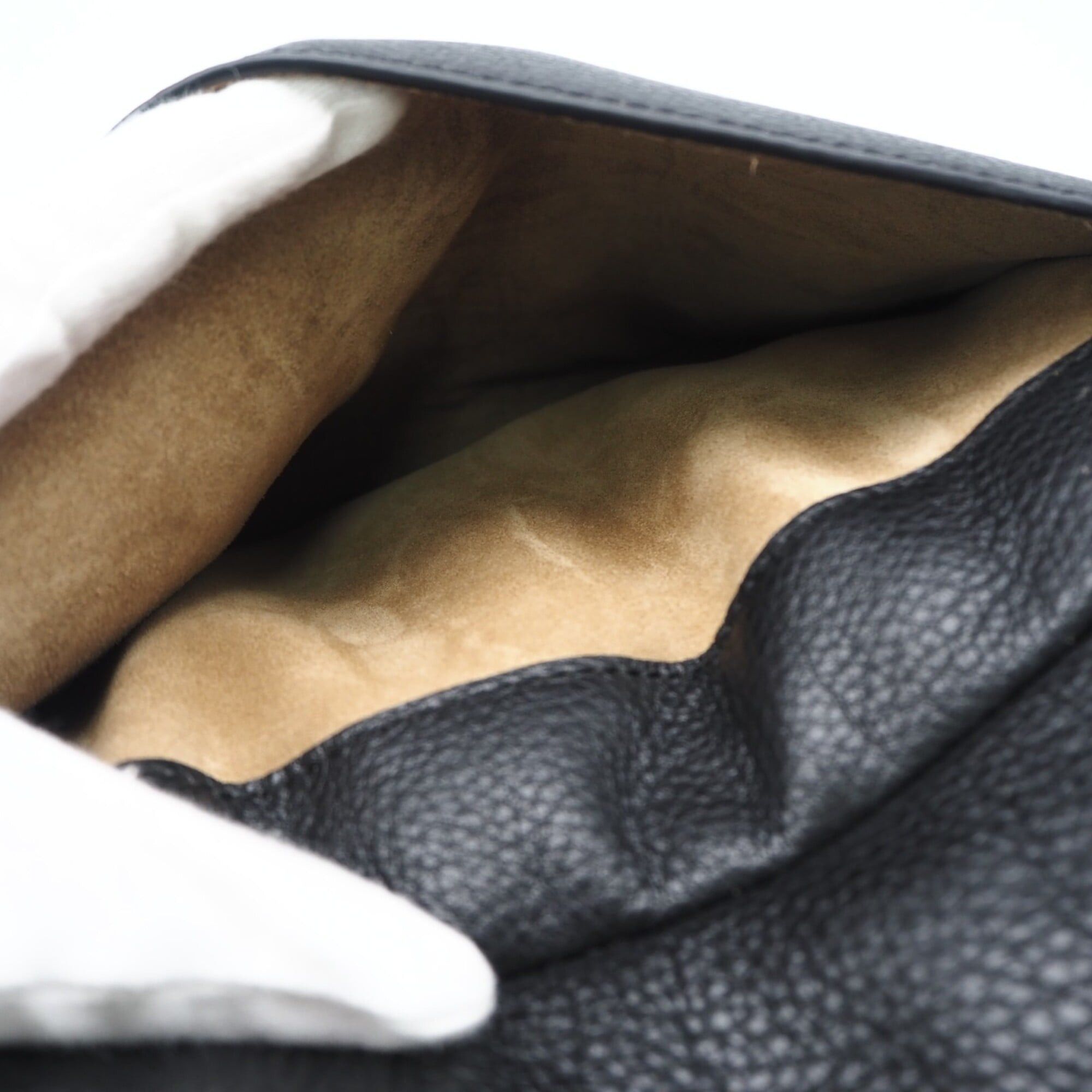 Loewe LOEWE Supple Grain Calf Pebble Messenger Bag Medium BANBPCBX01 Shoulder Black Leather Women's Size ONE SIZE - 11 Thumbnail