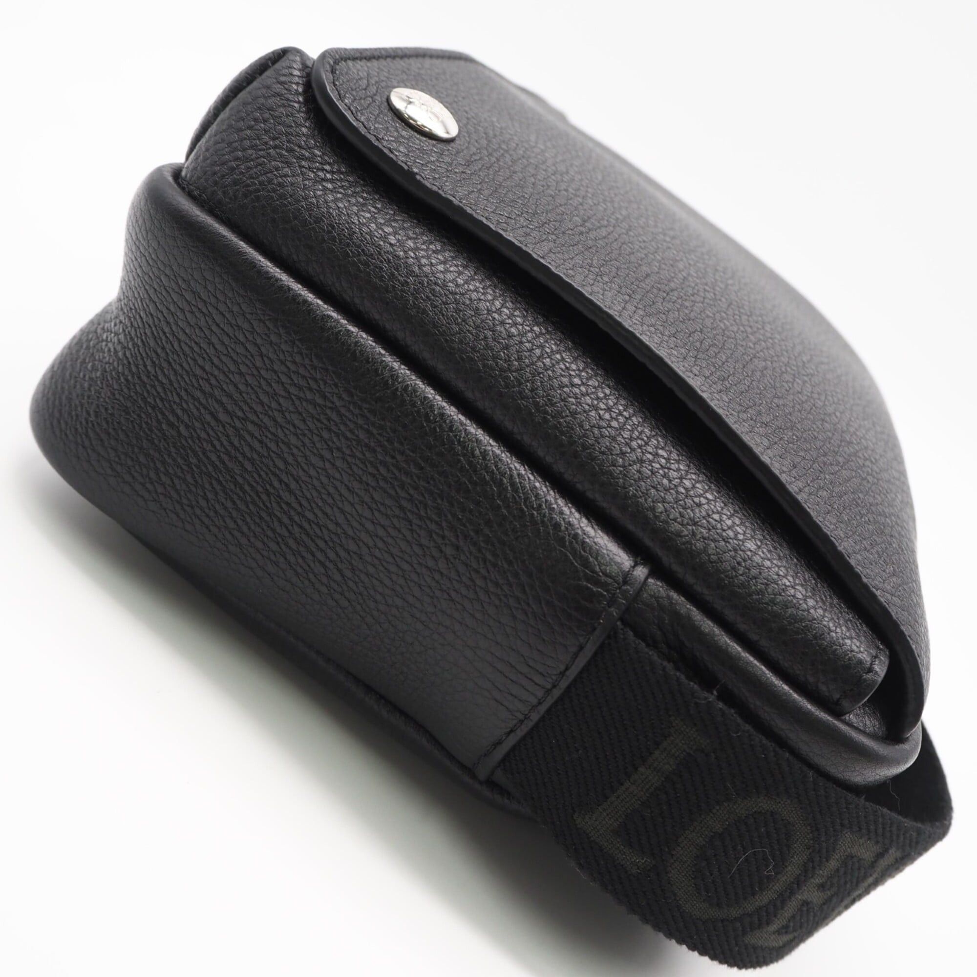 Loewe LOEWE Supple Grain Calf Pebble Messenger Bag Medium BANBPCBX01 Shoulder Black Leather Women's Size ONE SIZE - 8 Thumbnail