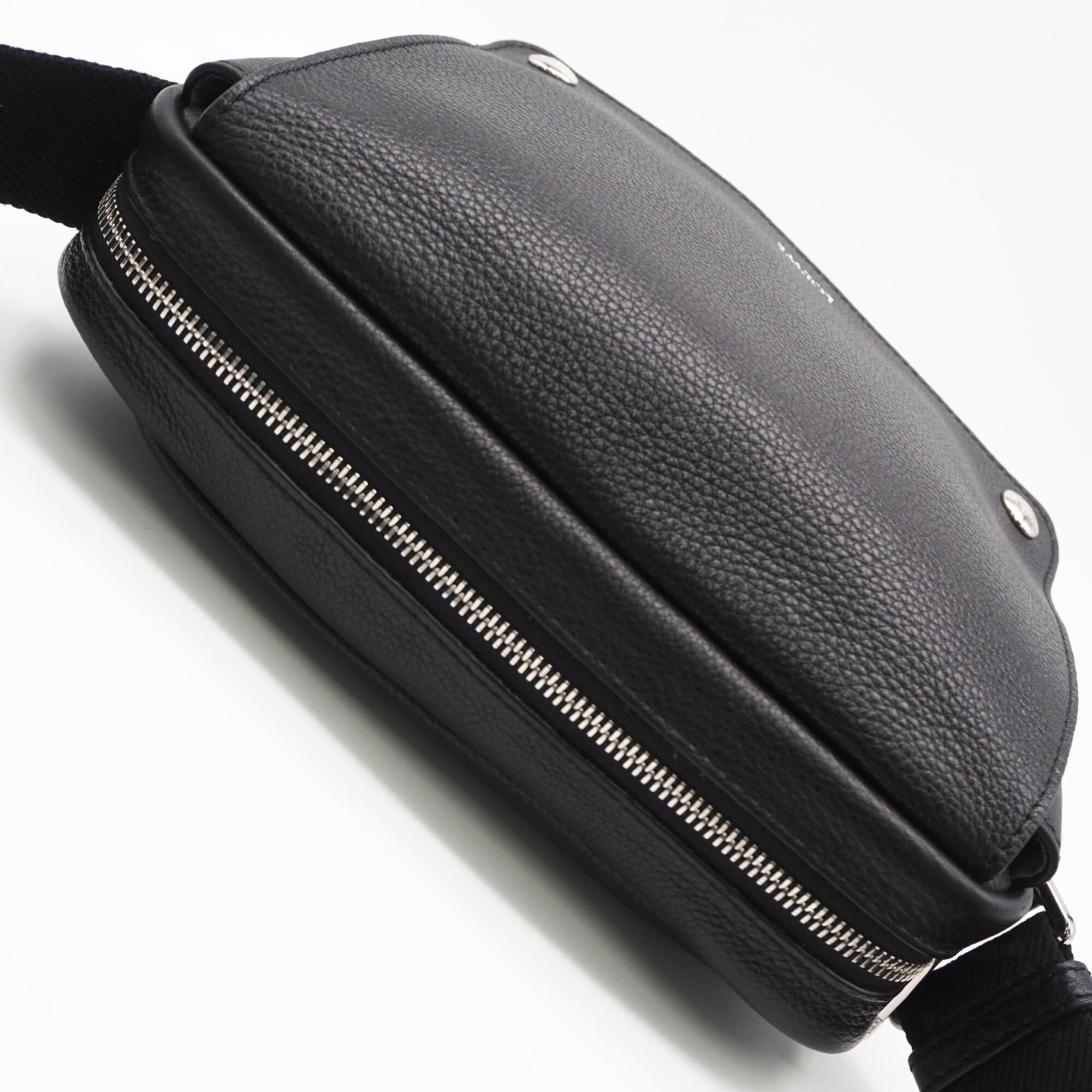 Loewe LOEWE Supple Grain Calf Pebble Messenger Bag Medium BANBPCBX01 Shoulder Black Leather Women's Size ONE SIZE - 5 Thumbnail