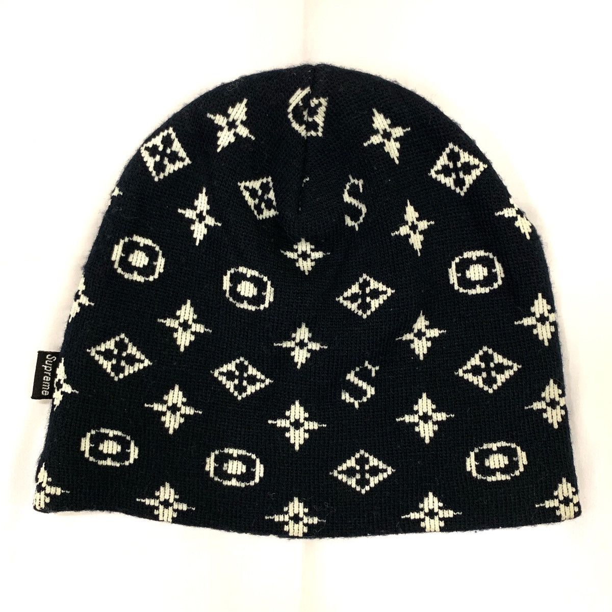 Supreme lv beanie deals