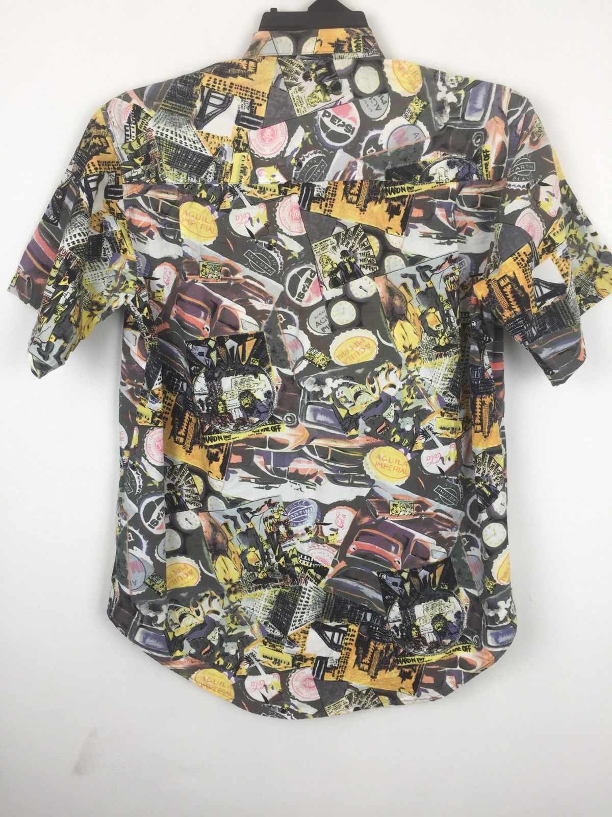 Coca Cola × Pepsi Pepsi x coca cola. collared shirt✂️mx8✂️ Size US M / EU 48-50 / 2 - 2 Thumbnail