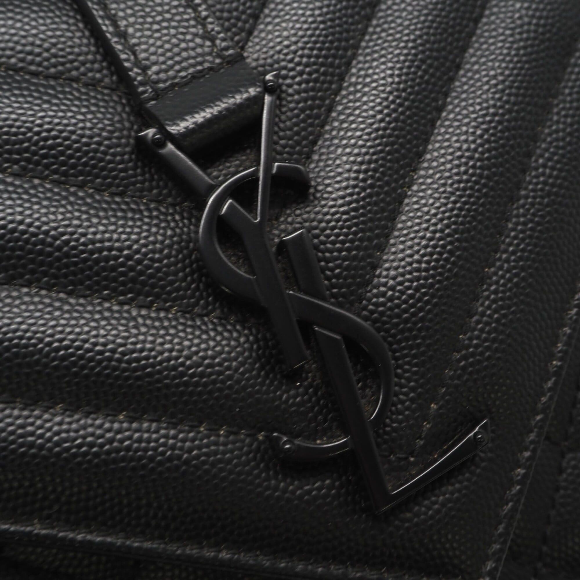 Yves Saint Laurent YVES SAINT LAURENT Mixed Matelassé Lambskin Envelope Medium Shoulder Bag 600185 Black Women's Size ONE SIZE - 11 Thumbnail