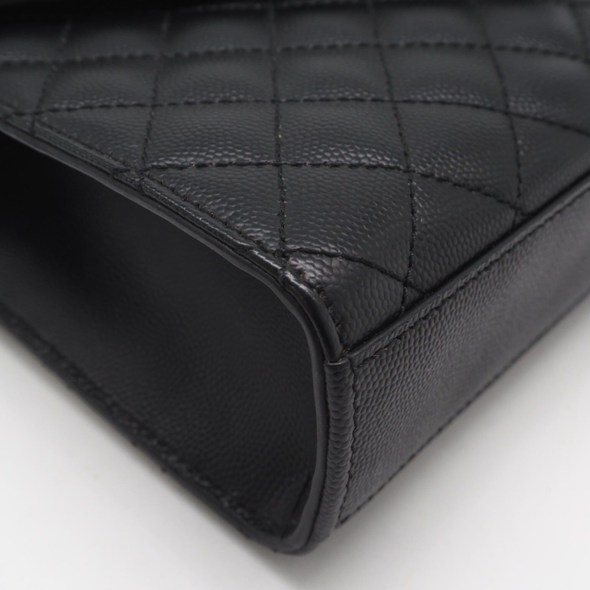 Yves Saint Laurent YVES SAINT LAURENT Mixed Matelassé Lambskin Envelope Medium Shoulder Bag 600185 Black Women's Size ONE SIZE - 10 Thumbnail