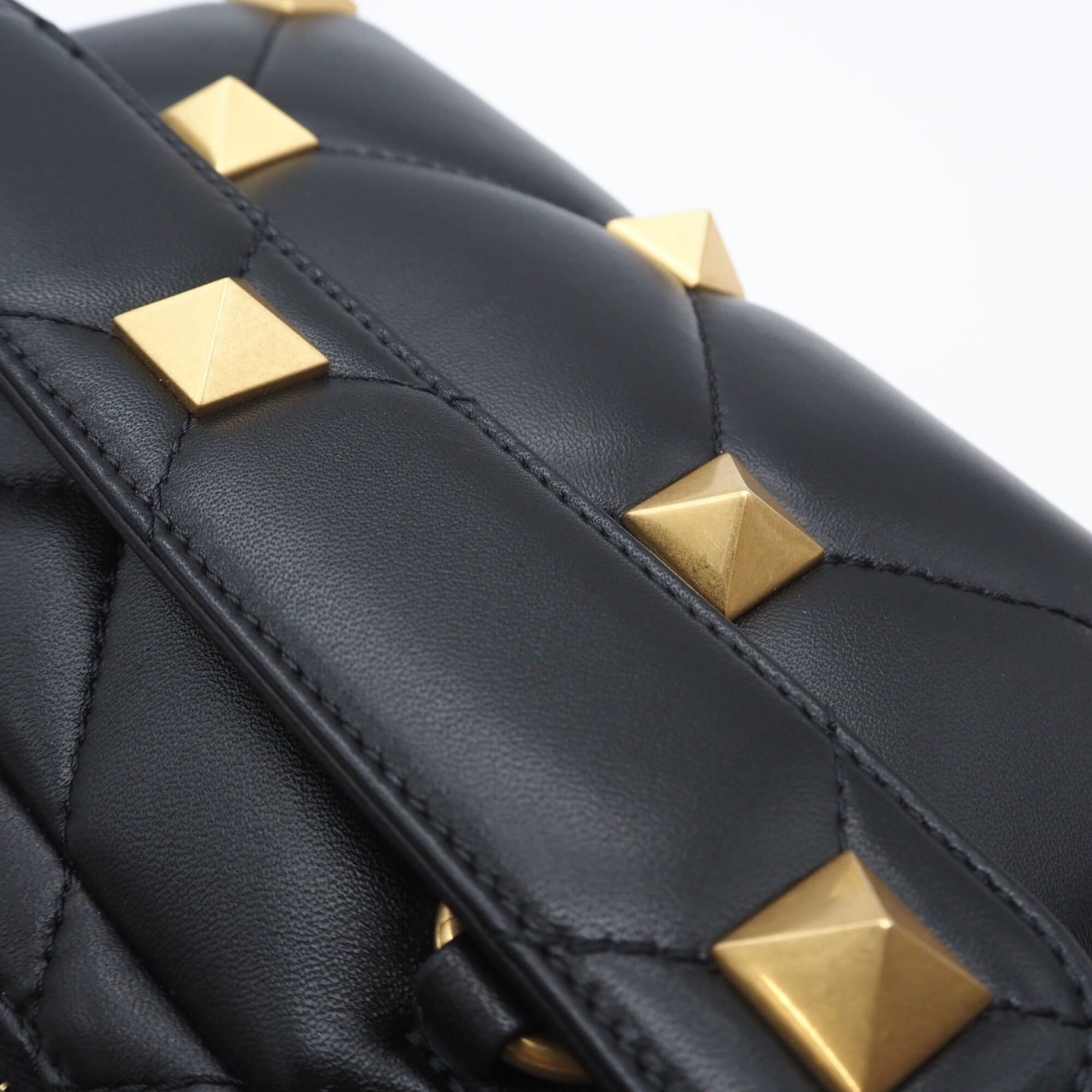 Valentino VALENTINO Roman Stud Nappa Shoulder Bag WY0B0B26DUA0NO Black Gold Lambskin Women's Size ONE SIZE - 4 Thumbnail