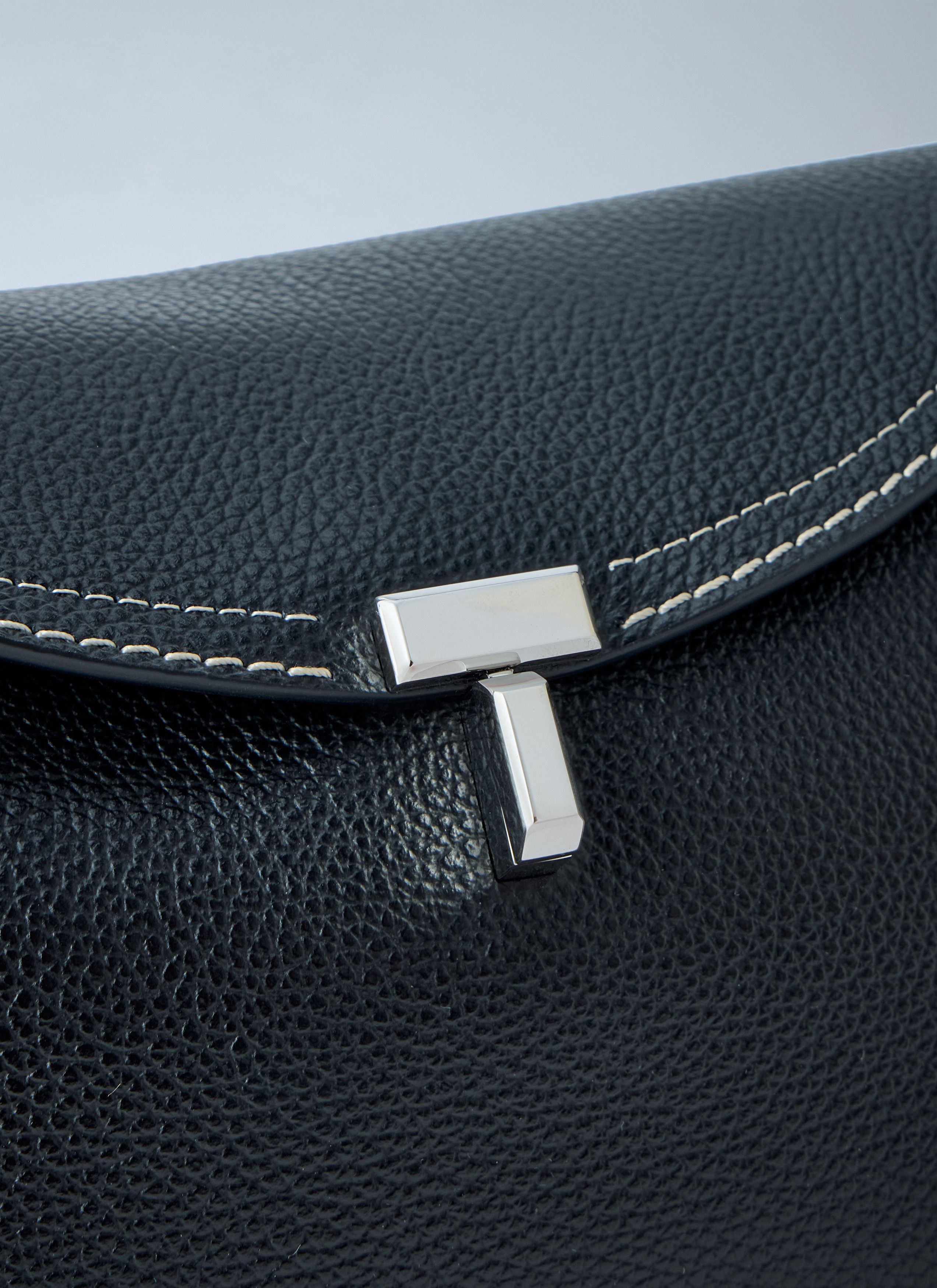 Toteme Toteme T-Lock Grained-Leather Shoulder Bag Size ONE SIZE - 4 Thumbnail