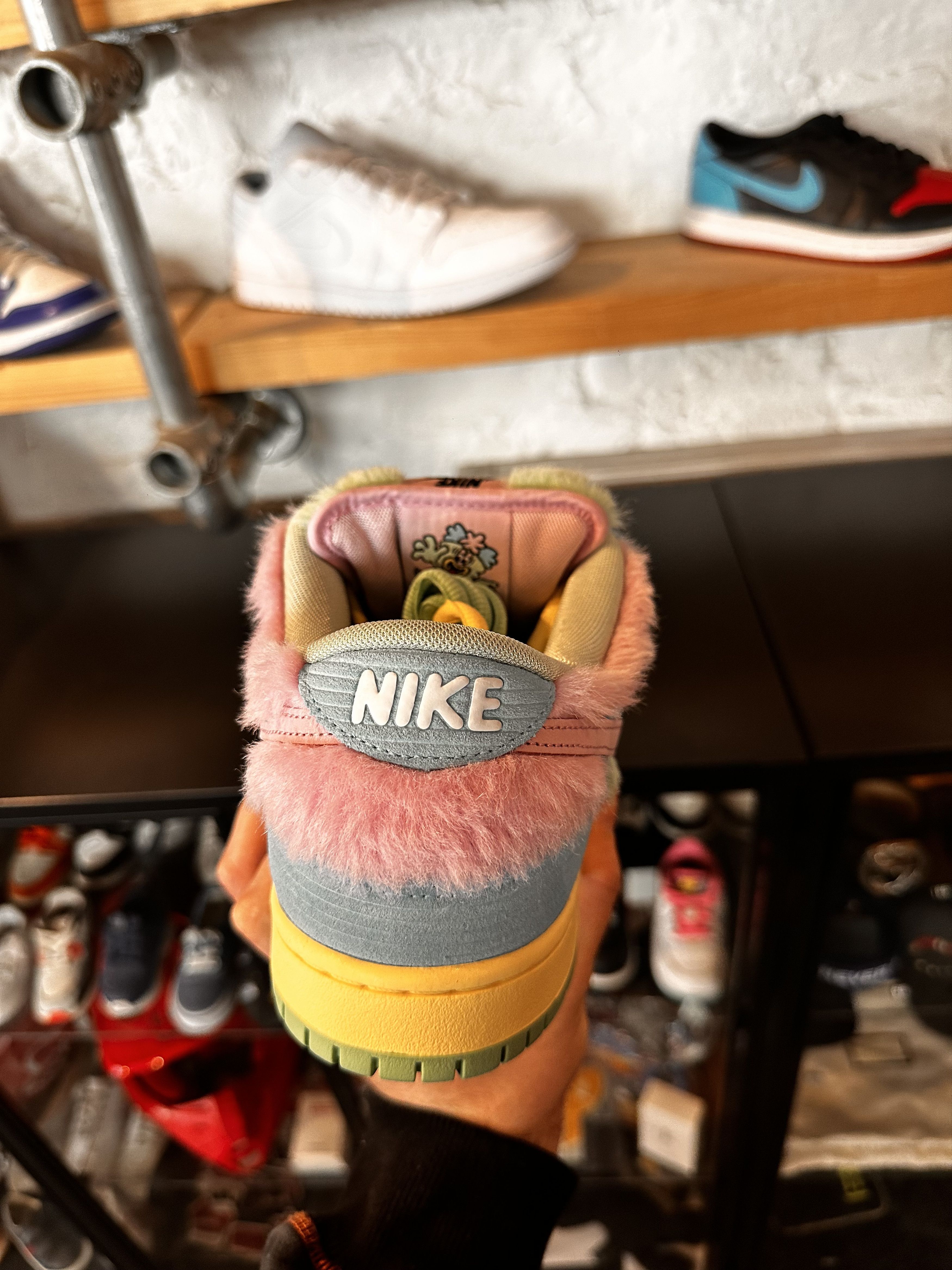 Nike SB Nike SB Dunk Low Verdy Visty Size US 11 / EU 44 - 6 Thumbnail