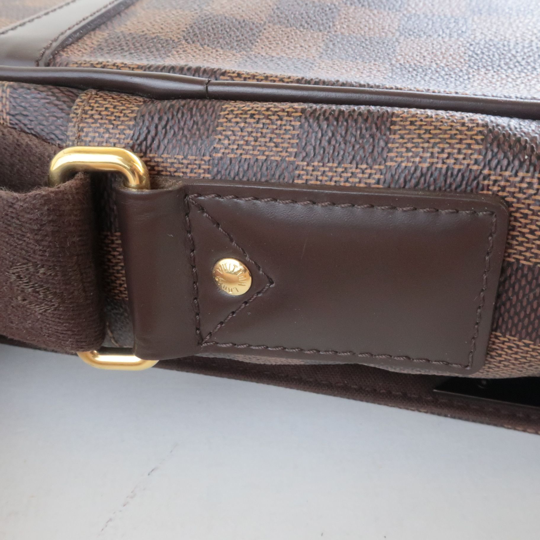 Louis Vuitton Louis Vuitton Damier Ebene Shelton Messenger Size ONE SIZE - 14 Thumbnail