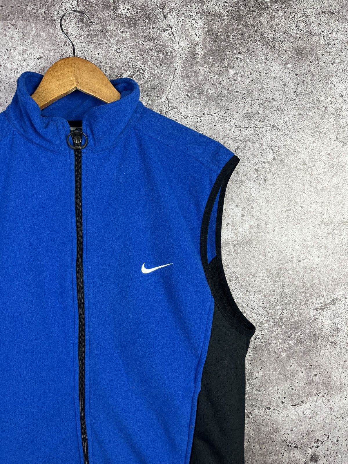 Nike Vintage Nike Therma - F.I.T. Fleece Vest Size US L / EU 52-54 / 3 - 2 Thumbnail