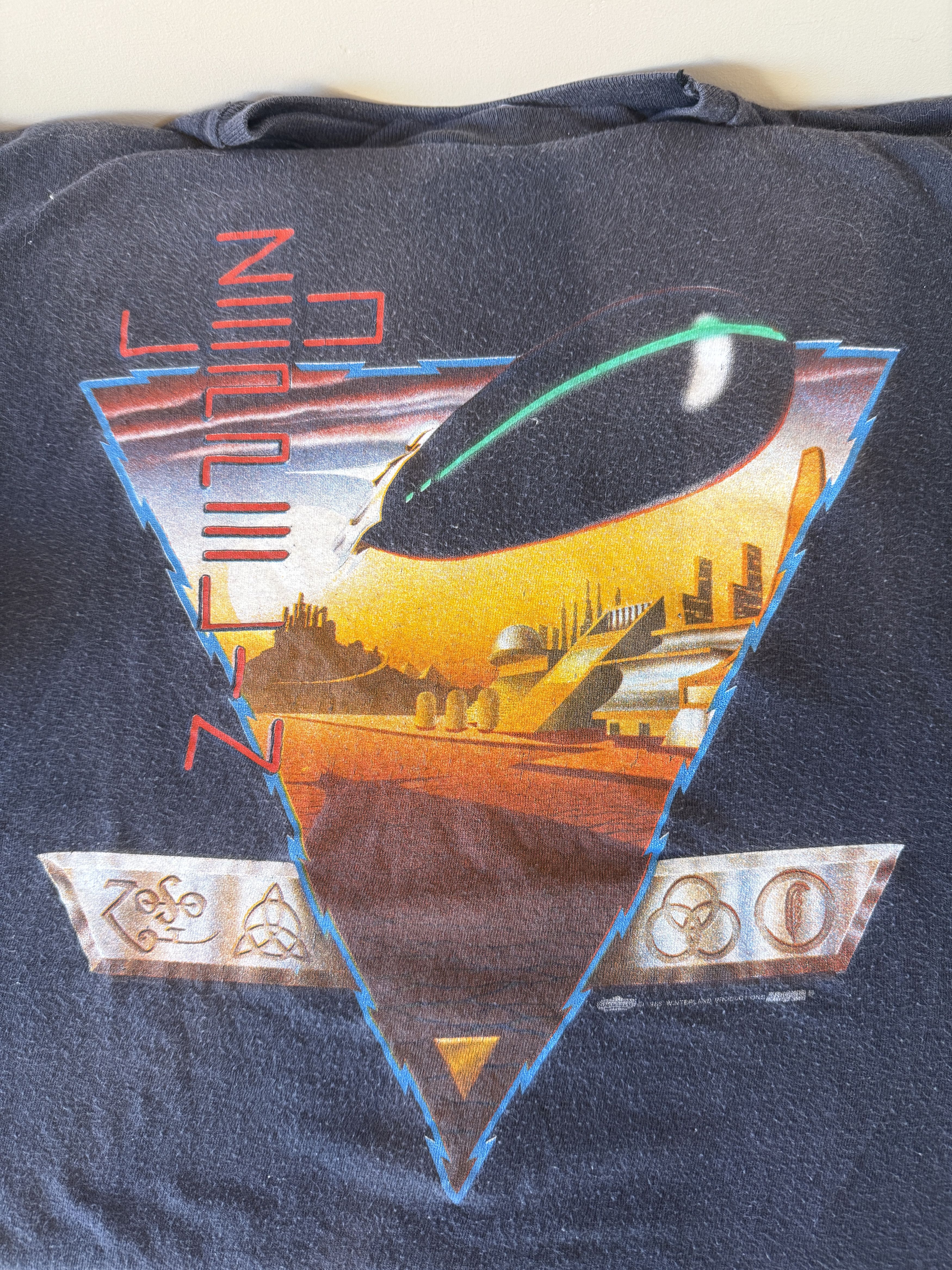 Other Vintage 1988 Led Zeppelin "Blimp ZOSO" T-Shirt Size US L / EU 52-54 / 3 - 4 Thumbnail
