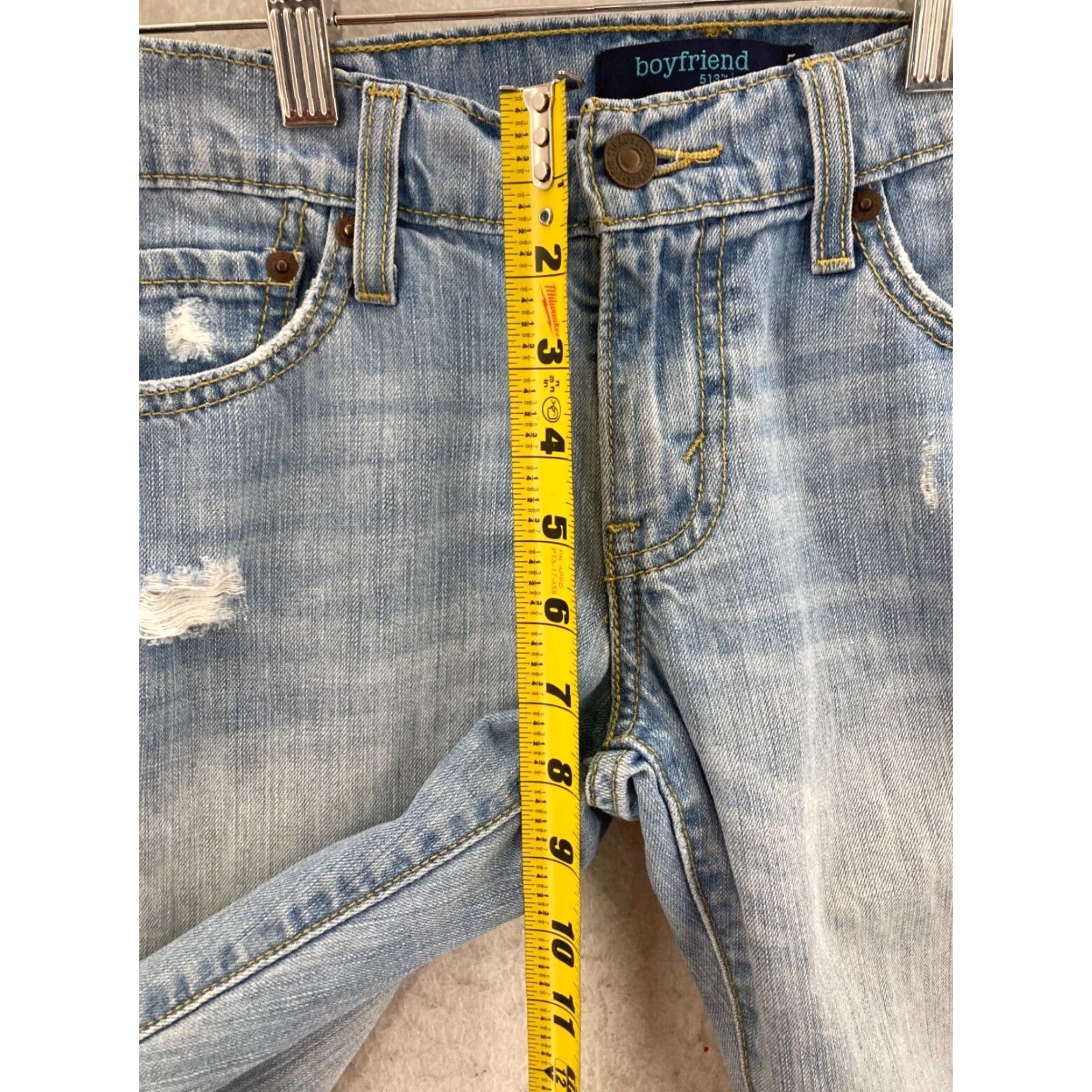 Levi's VINTAGE Levis 513 Boyfriend Jeans Womens 1 M Distressed Light Wash Denim Shirt Size 25" / US 0 / IT 36 - 4 Thumbnail