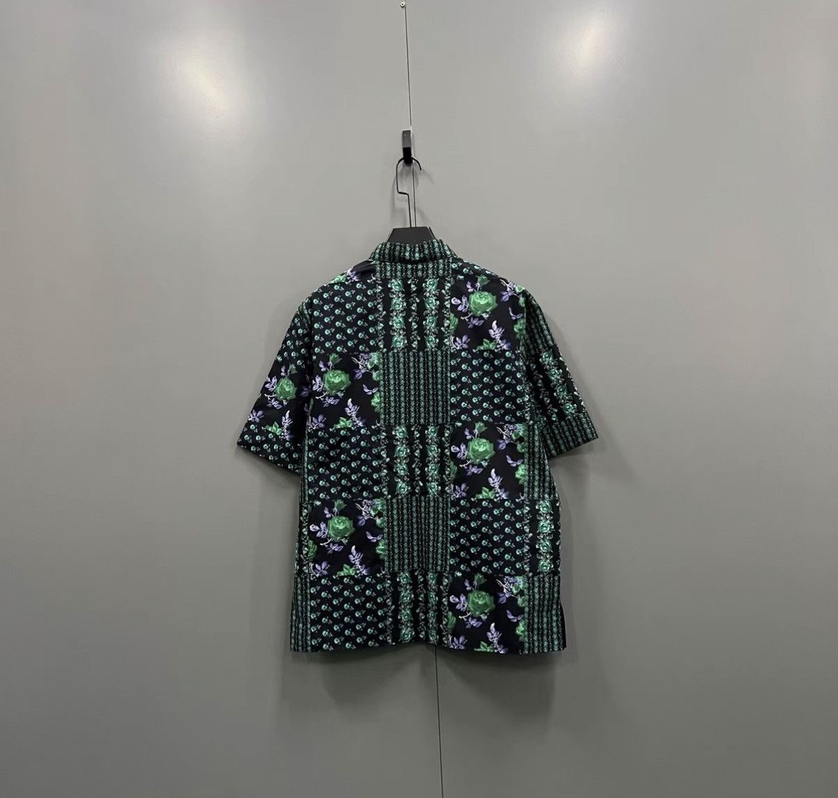 Dior Dior Rose Floral Spliced Short-Sleeve Shirt J41 Size S / US 4 / IT 40 - 2 Thumbnail