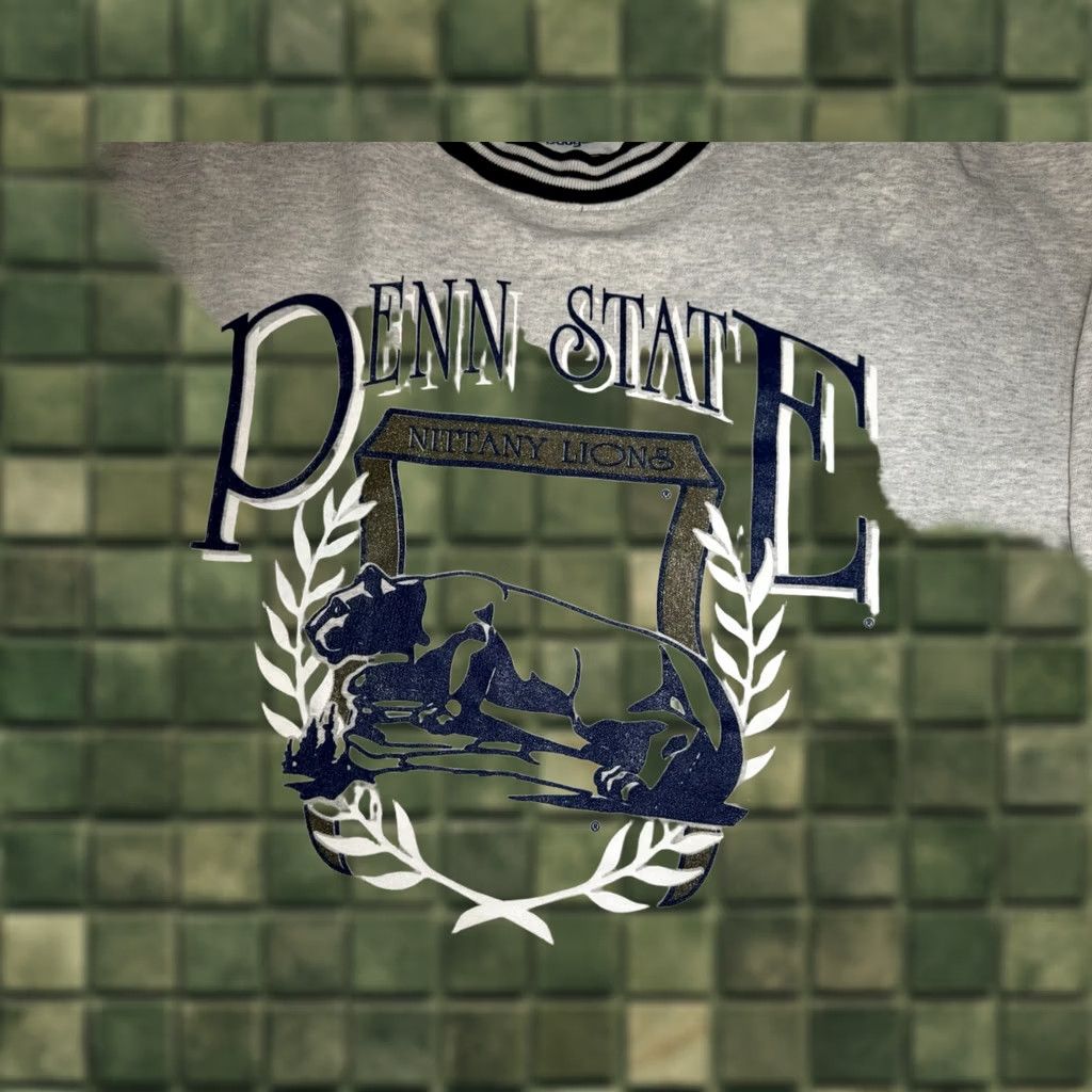 Penn VINTAGE Penn State University PSU Crewneck Sweatshirt 80s 90s XL Woman’s Cropped Size US XL / EU 56 / 4 - 1 Thumbnail