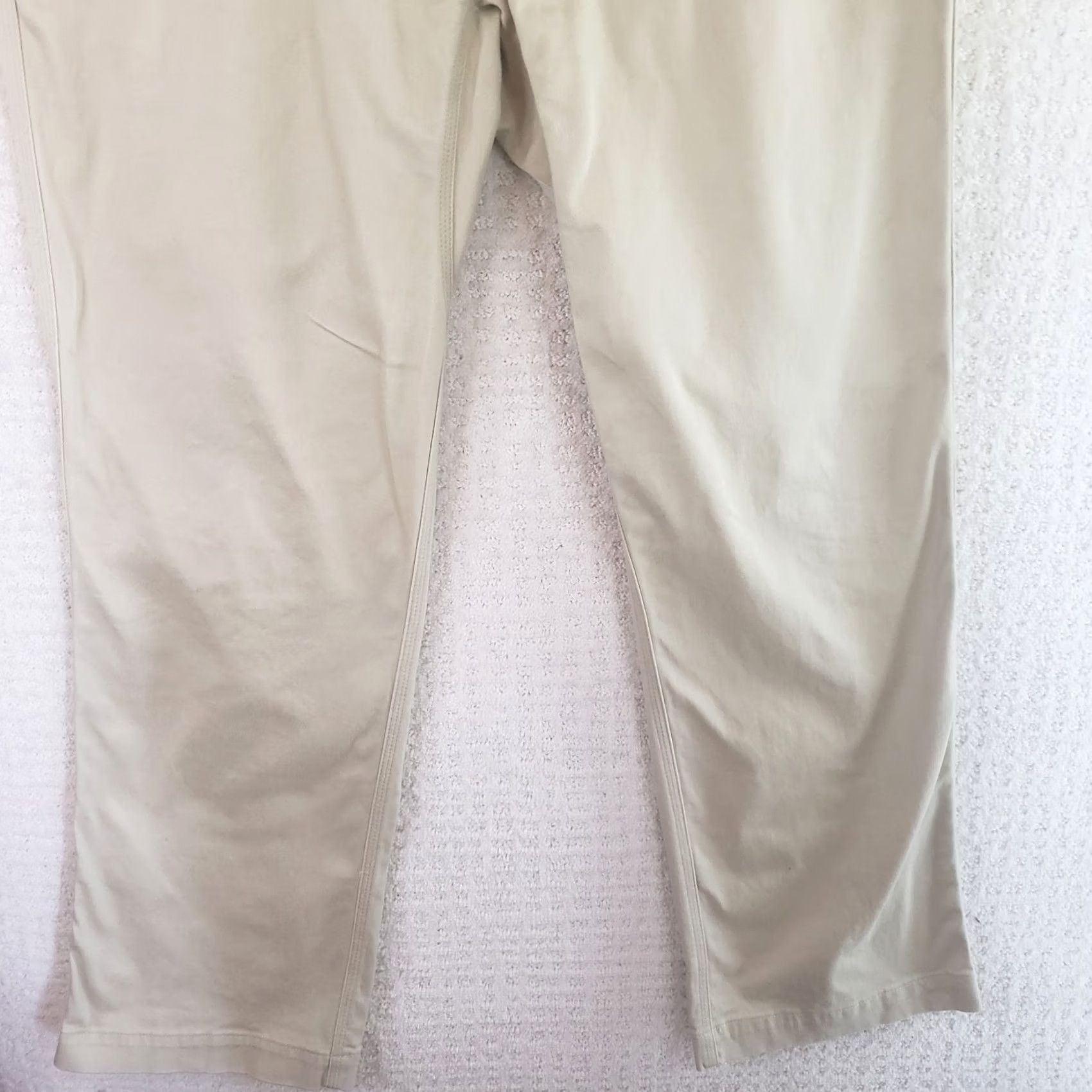 Mountain Khakis Mountain Khakis Chino Pants Straight Leg Mens 35x31 Khaki 5-Pocket Logo Pockets Outdoor Casual Workwear Winter Fall Spring Slacks Size US 35 - 2 Thumbnail