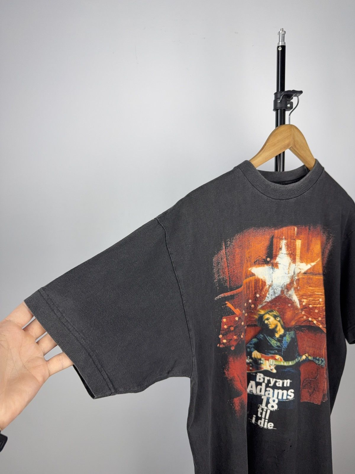 Band Tees × Vintage VTG 1996 Bryan Adams Tour Faded T-Shirt 18 Till I Die Tee Size US XL / EU 56 / 4 - 2 Thumbnail