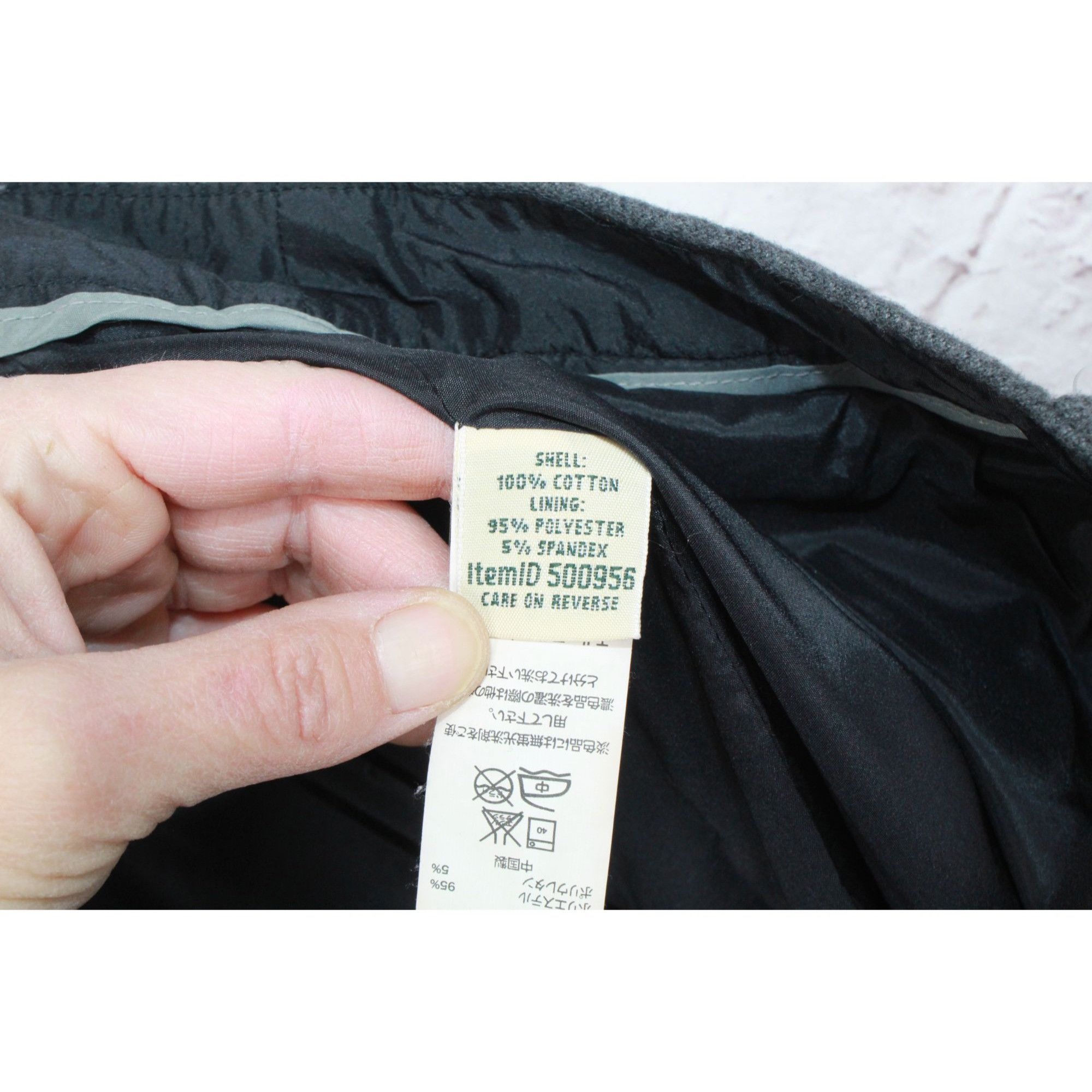 L.L. Bean LL Bean Classic Fit Straight Leg Dress Work Pants 20 Pet Size 42" / US 20 - 8 Thumbnail