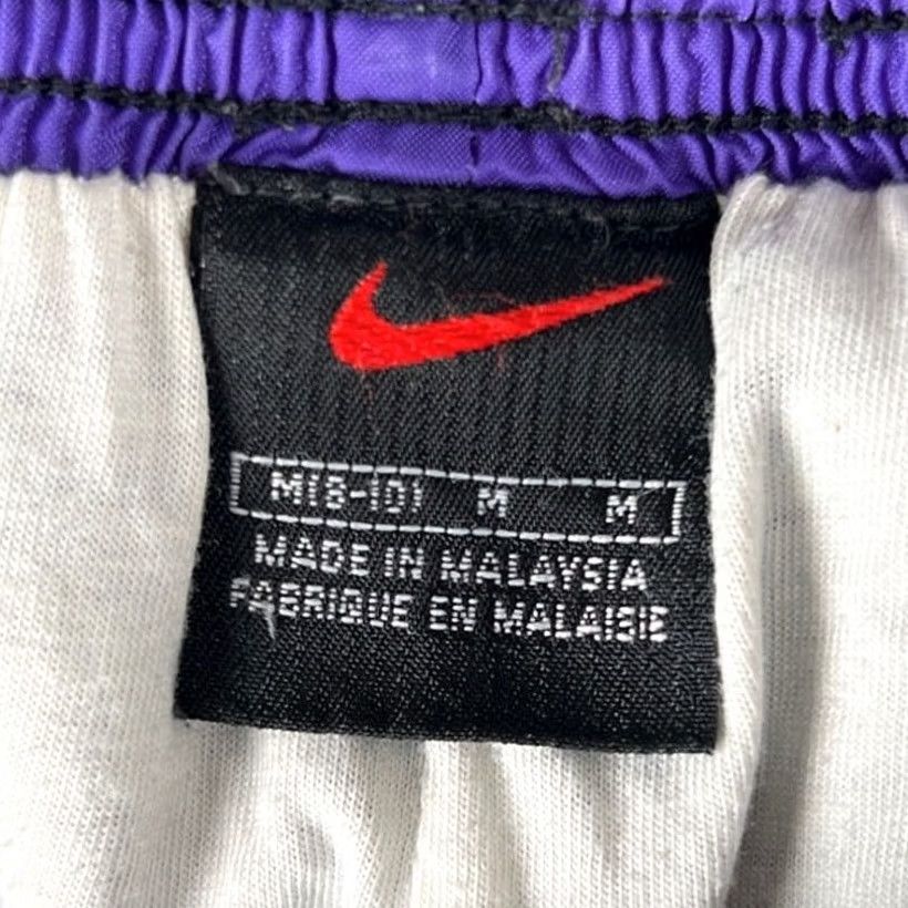 Nike VINTAGE Nike Windbreaker Track Pants Black Men M Size US 31 - 7 Thumbnail