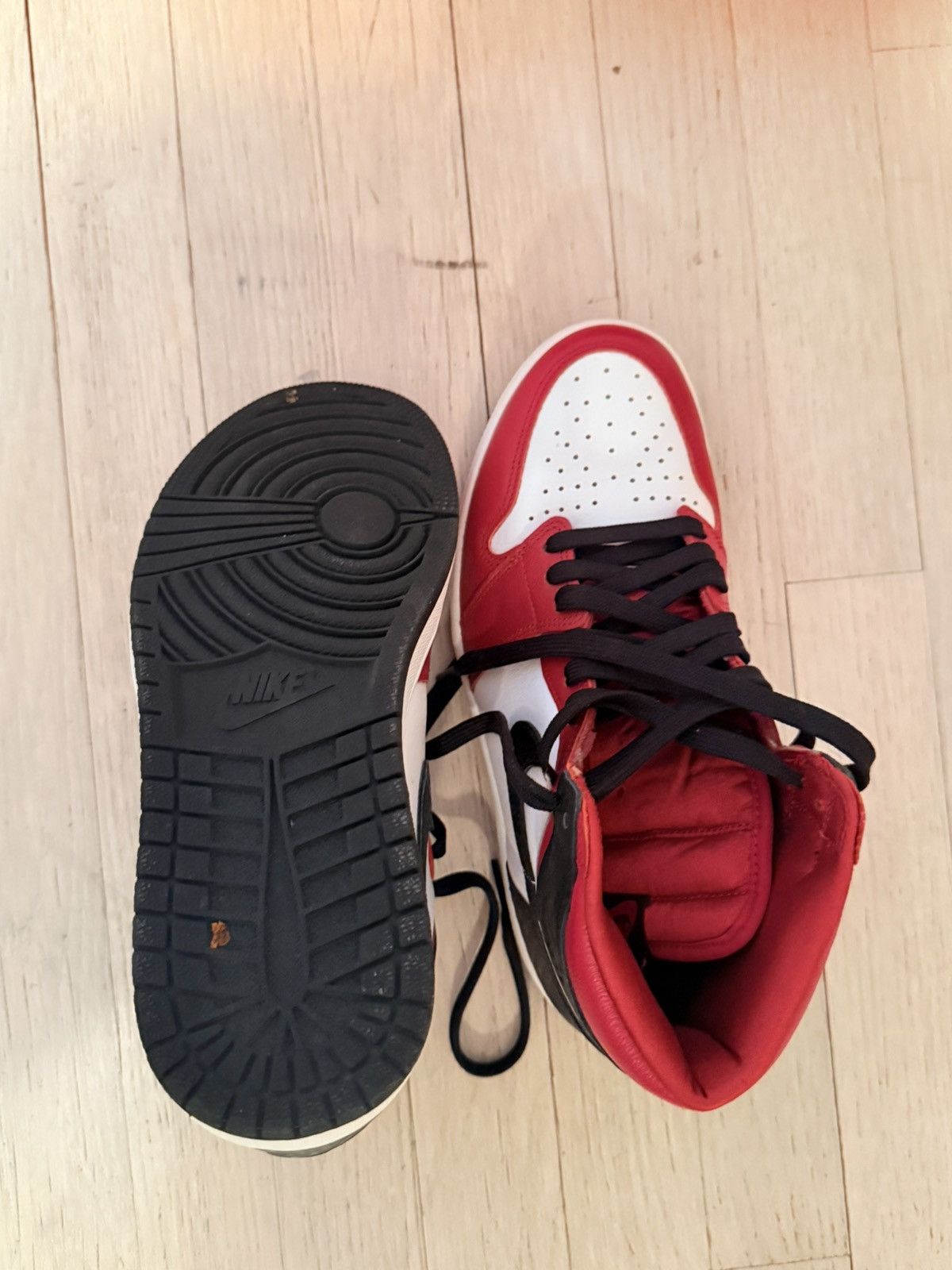 Jordan Brand Jordan 1 Retro High Satin Snake Chicago Size US 10 / IT 40 - 6 Thumbnail