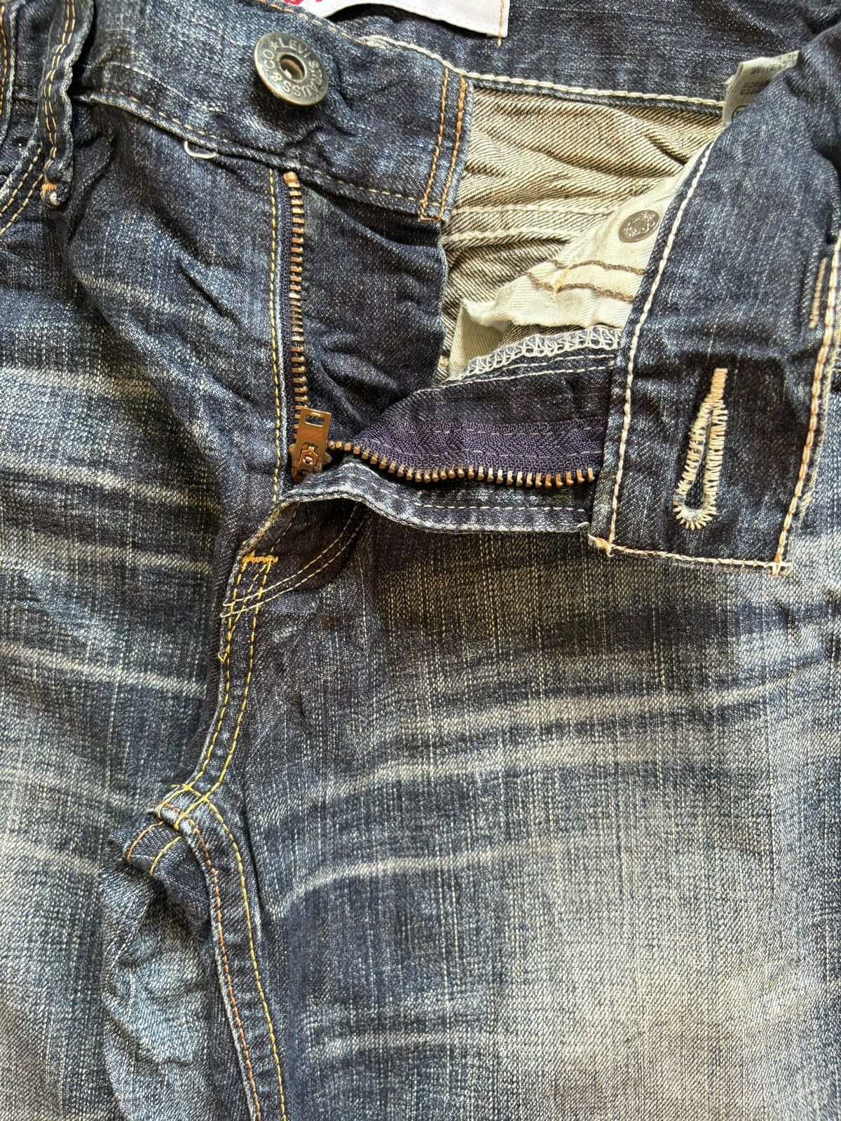 Levi's Vintage 90s Levis 511 Slim Buckle Back Distressed Jeans Size US 30 / EU 46 - 10 Thumbnail