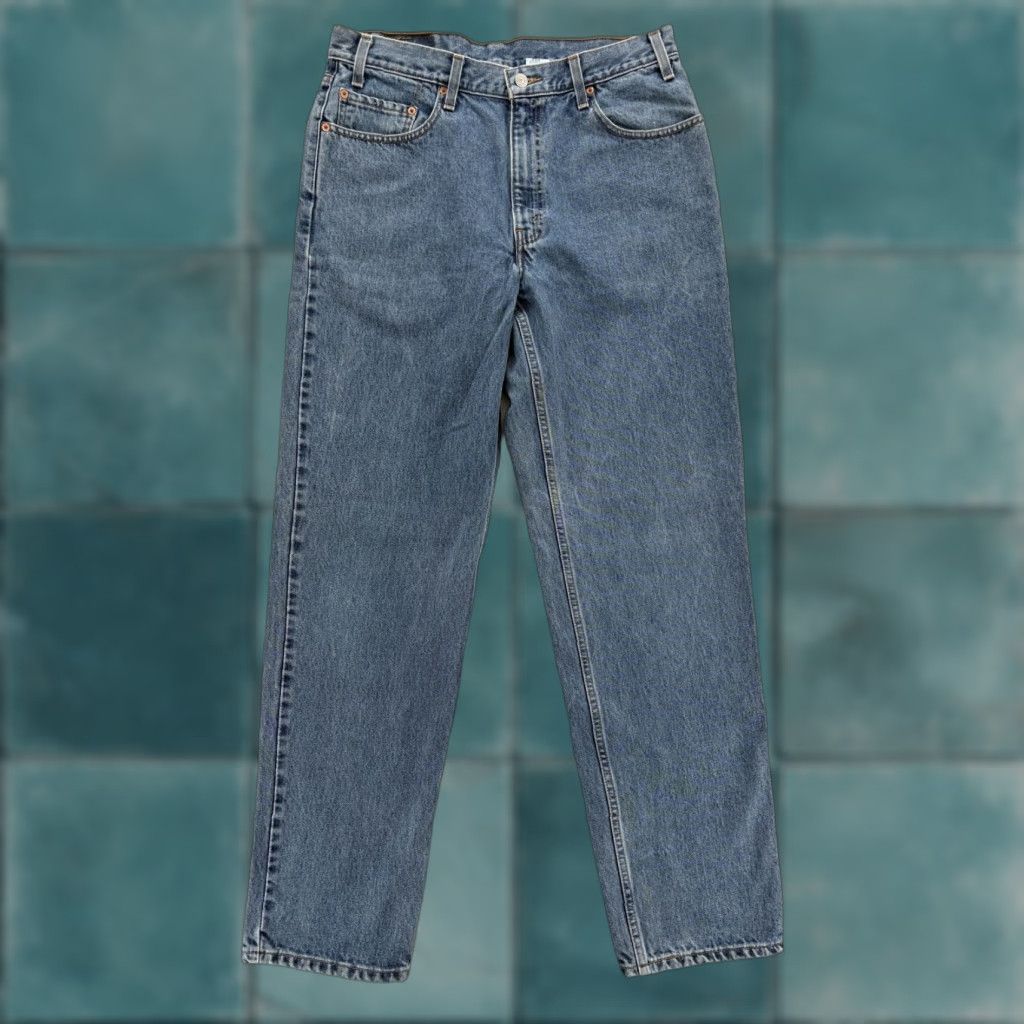 Levi's VINTAGE Levi's 550 Jeans Mens 36x34 Blue Medium Wash Relaxed Fit Tapered Denim Size US 36 / EU 52 - 1 Thumbnail