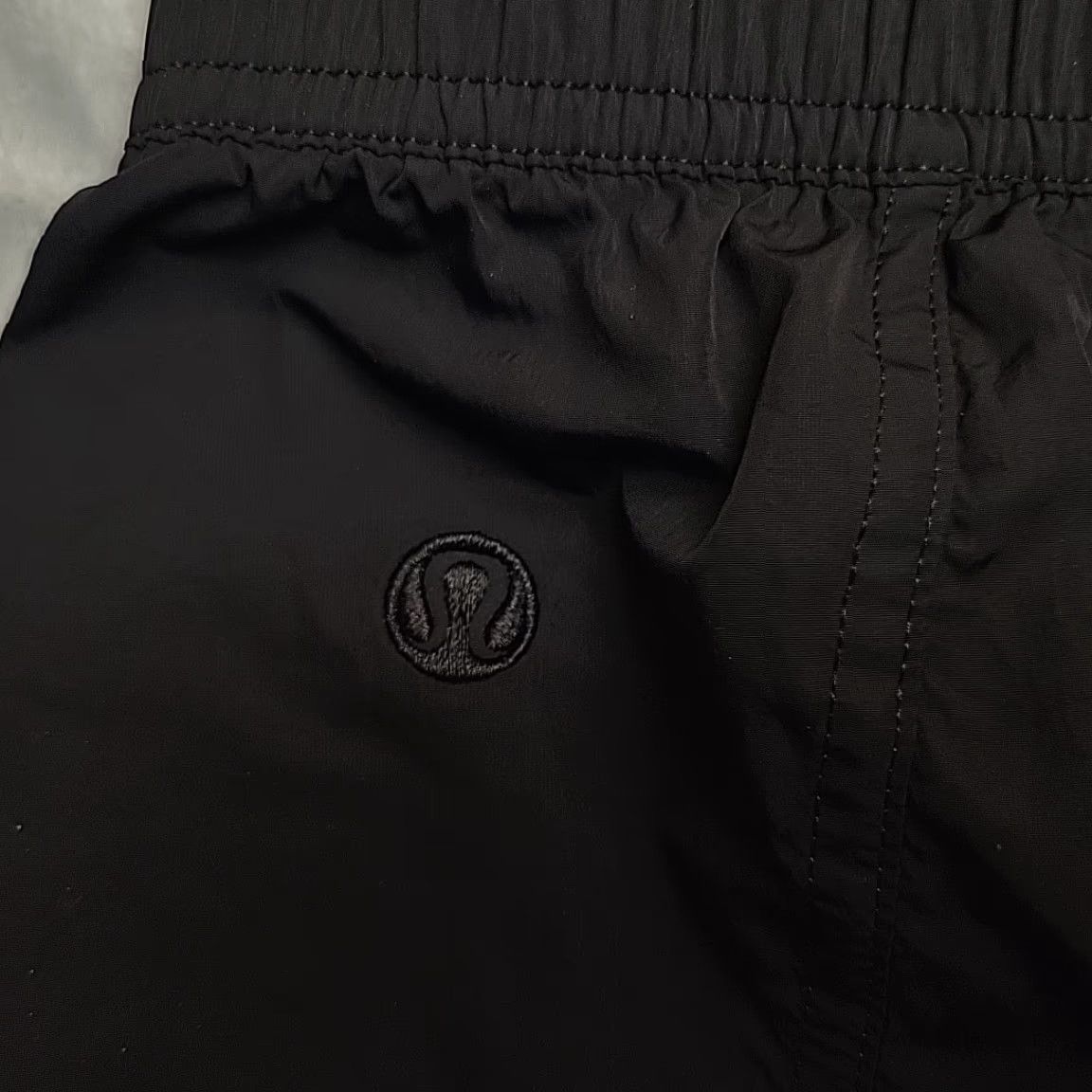 Lululemon Lululemon Skirt Womens M Black On The Fly Mini Athleisure Unlined Pockets Size 32" / US 10 / IT 46 - 6 Thumbnail