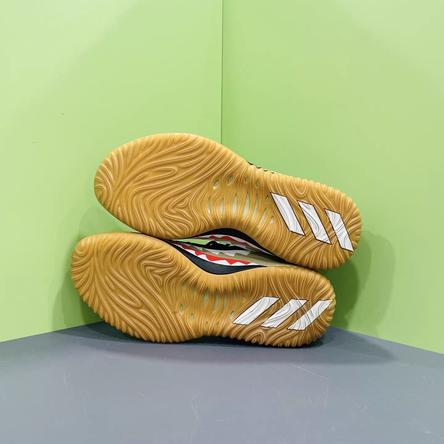 Bape BAPE x adidas Dame 4 Green Shark Basketball Shoes K15 Size US 9 / EU 42 - 8 Thumbnail