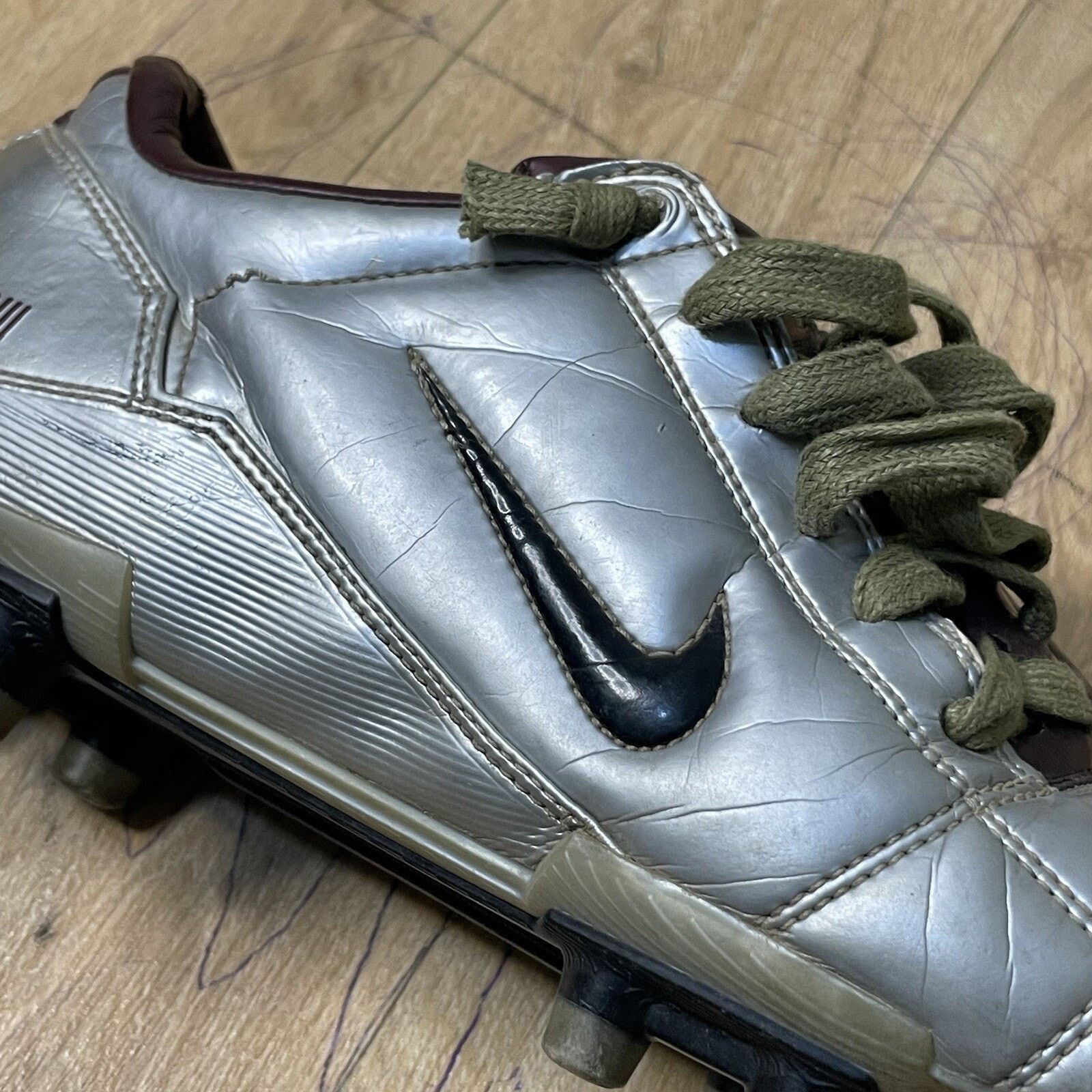 Nike vintage Nike Total 90 III Soccer Cleats 2004 football boots Size US 10 / EU 43 - 7 Thumbnail