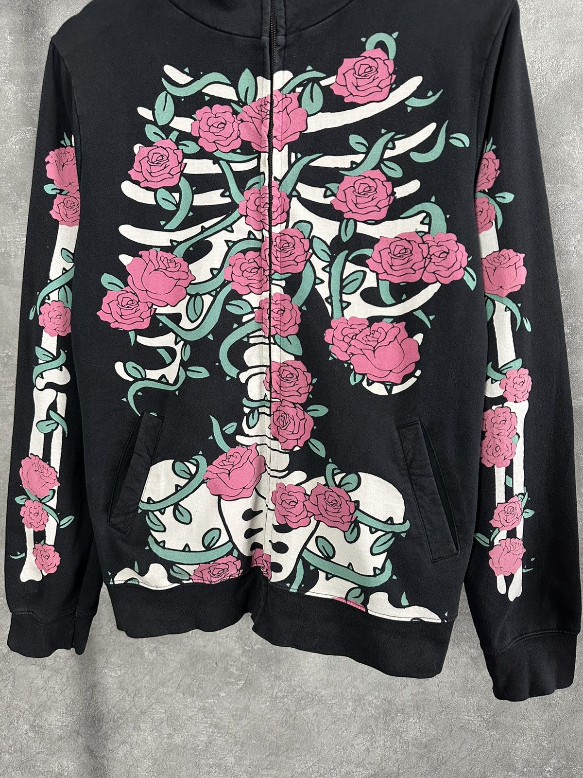 Japanese Brand × Vintage Vintage Skeleton Floral Pint Black Cotton Full Zip Hoodie Size M / US 6-8 / IT 42-44 - 4 Thumbnail