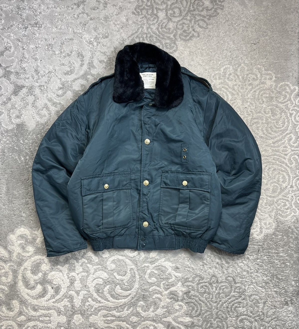 Other Bomber Jacket MIL-J-83472 USA Security Police with Fur Trim Size US XL / EU 56 / 4 - 1 Thumbnail