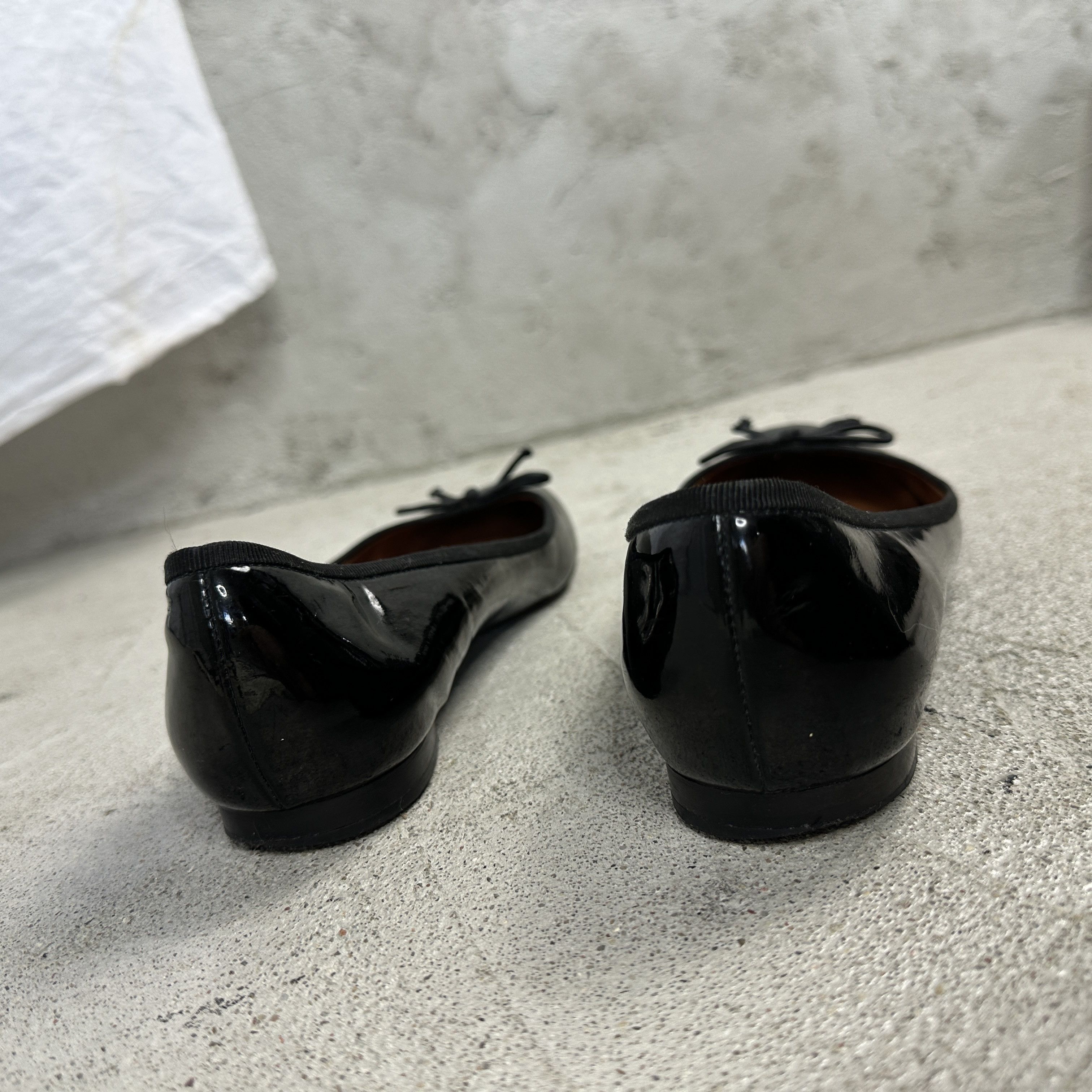 Vintage Vintage Y2K Avant Garde Leather Celine Bows Ballerinas Size US 7 / IT 37 - 7 Thumbnail