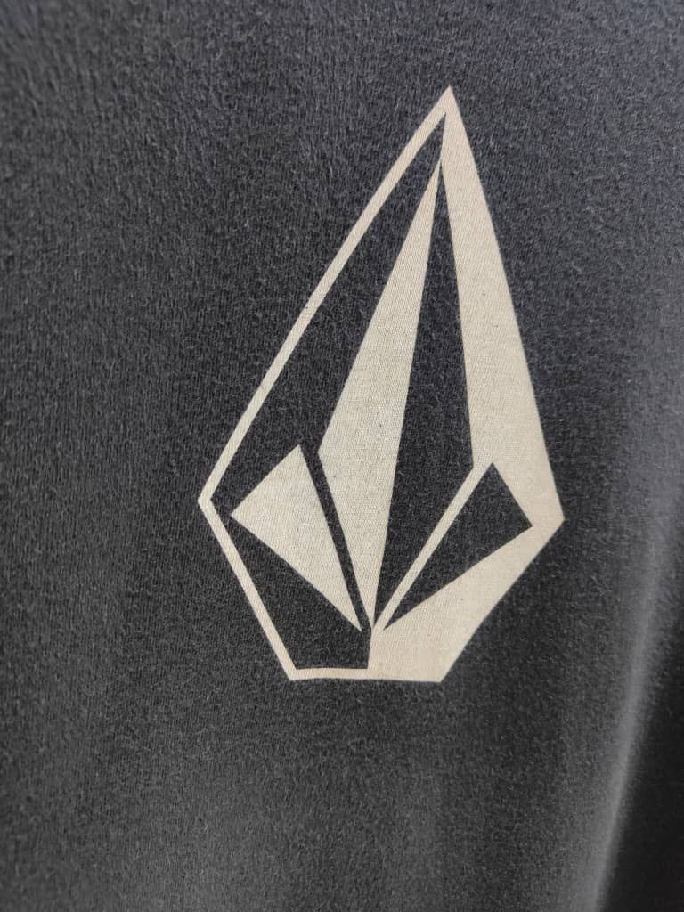 Vintage Vintage × Volcom RARE🔥VINTAGE VOLCOM big logo Size US M / EU 48-50 / 2 - 8 Thumbnail