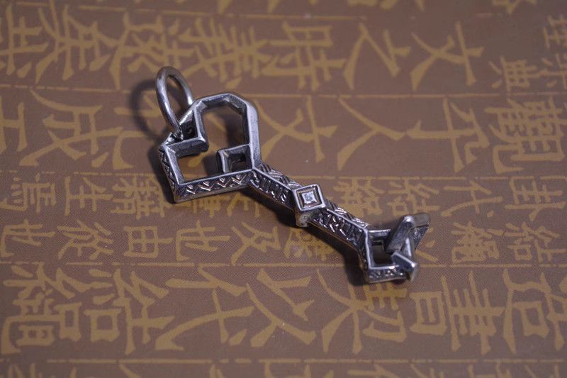 Other Key Rare STEAL! Y2K Chains Necklace Chain Size ONE SIZE - 5 Thumbnail