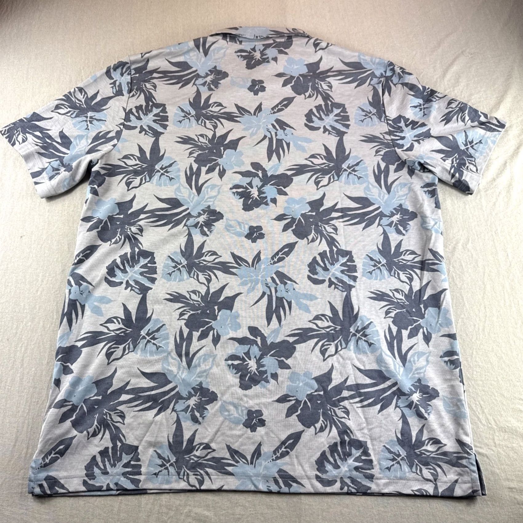 TravisMathew VINTAGE? No. Size US XXL / EU 58 / 5 - 2 Thumbnail