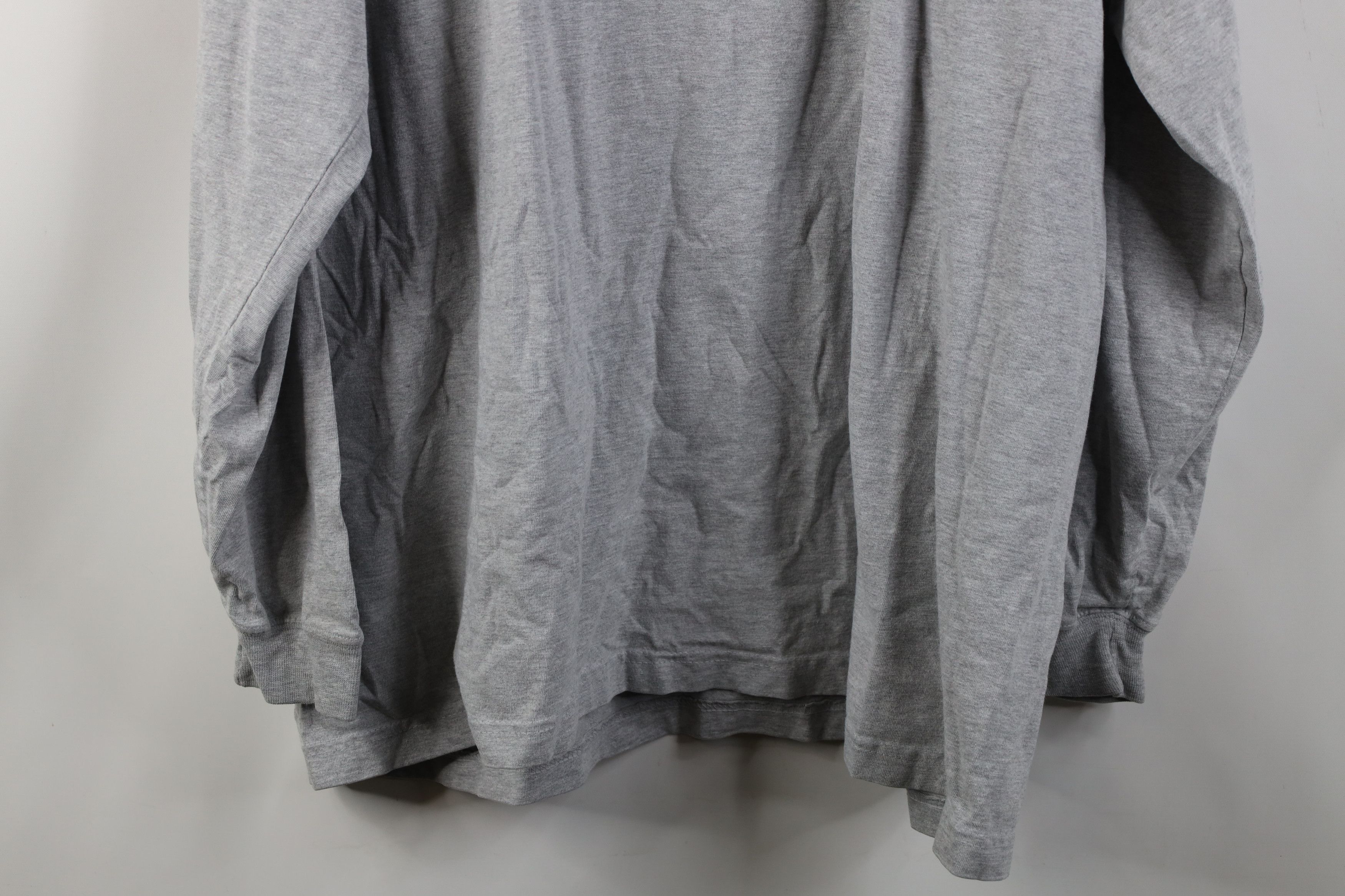 Vintage Vintage 90s Xavier University Long Sleeve T-Shirt Gray Size US XXL / EU 58 / 5 - 12 Thumbnail