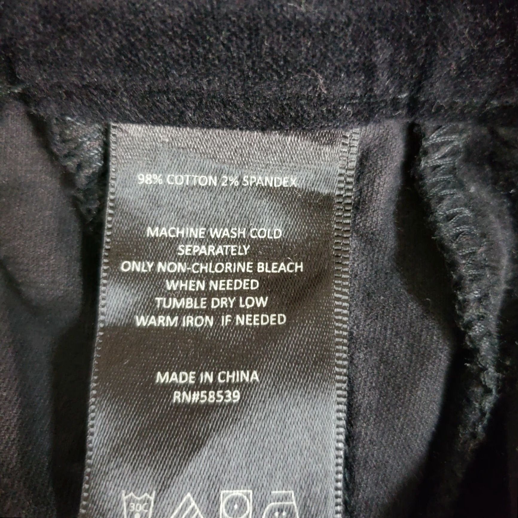 Vintage VINTAGE Kut from the Kloth Womens Pants Skinny Black Velvet Mid Rise 4 Adult Womens Boots? Size 27" / US 4 / IT 40 - 8 Thumbnail
